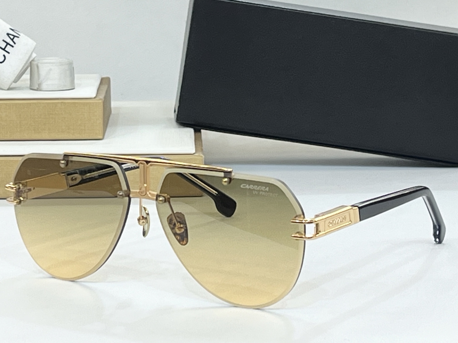  CARRERA
ModCARREAR-1055
Size63-13-145
