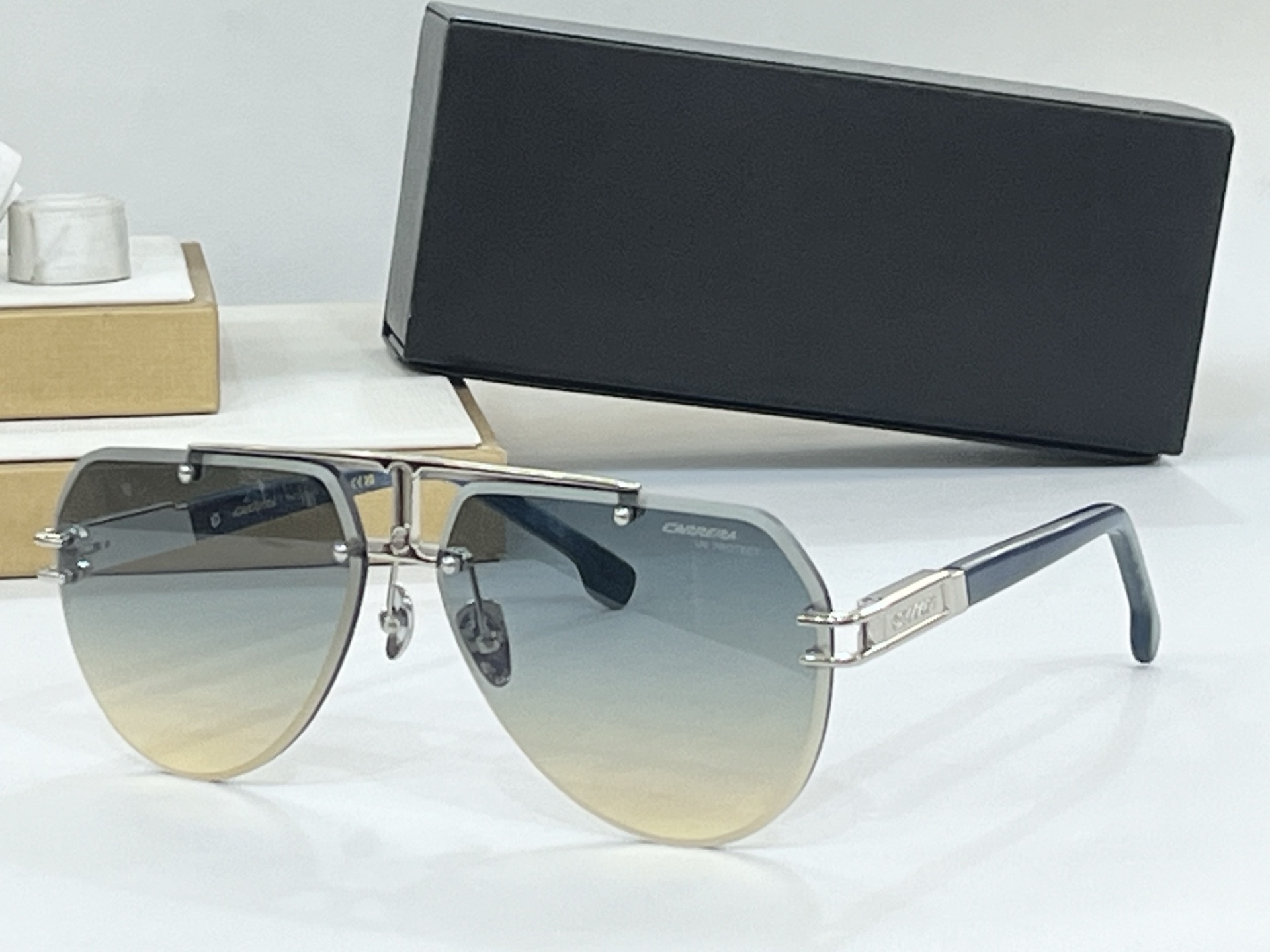  CARRERA
ModCARREAR-1055
Size63-13-145
