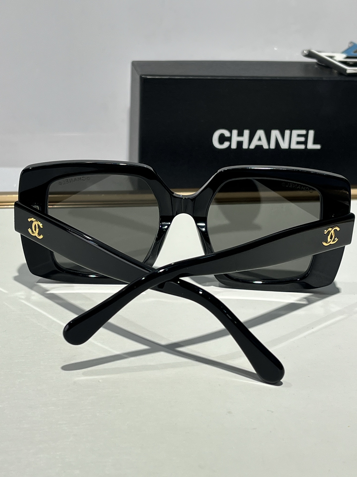  CHANEL
Mod9167
Size51-20-140
