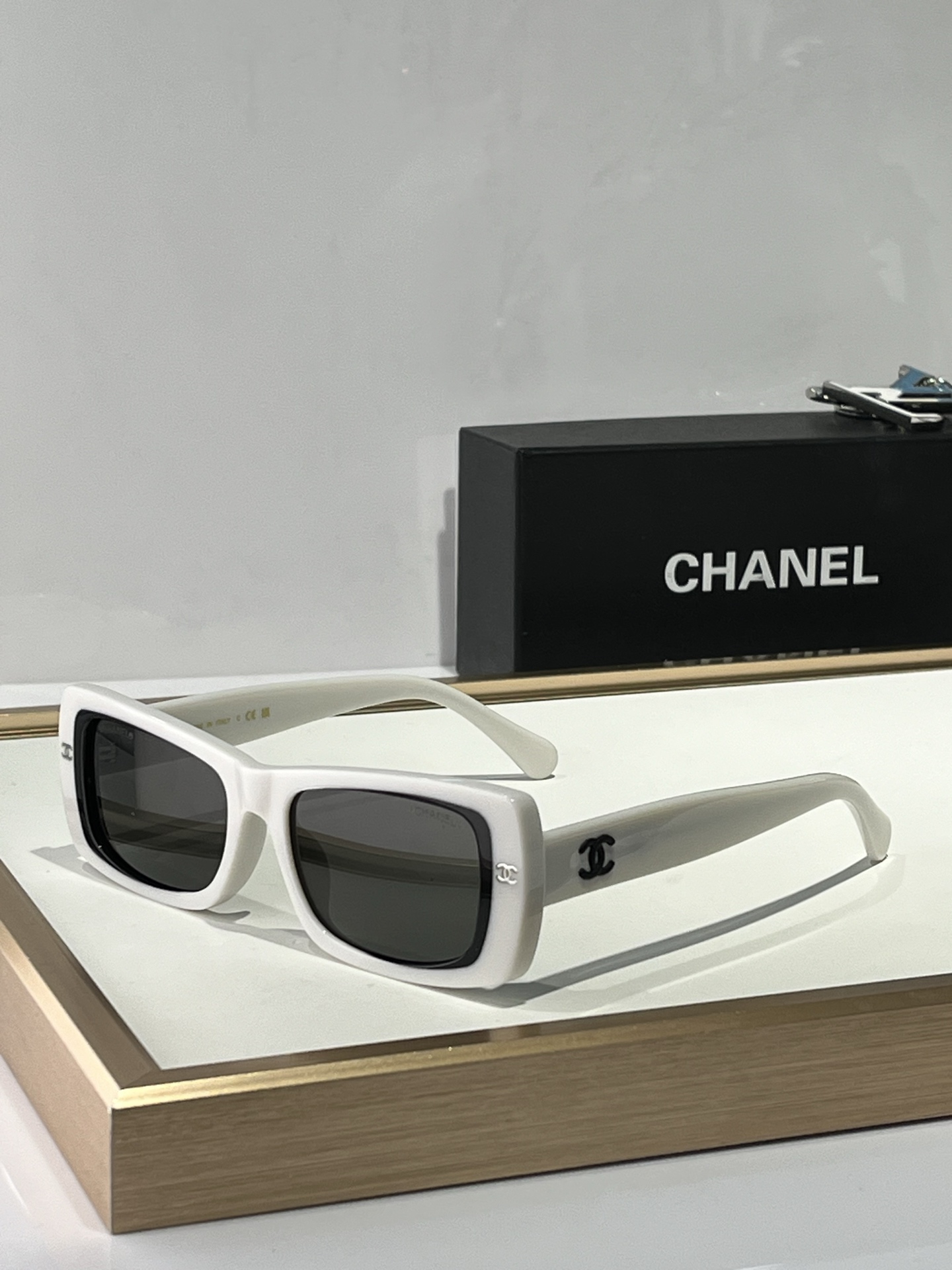  CHANEL
Mod9166
Size54-19-140
