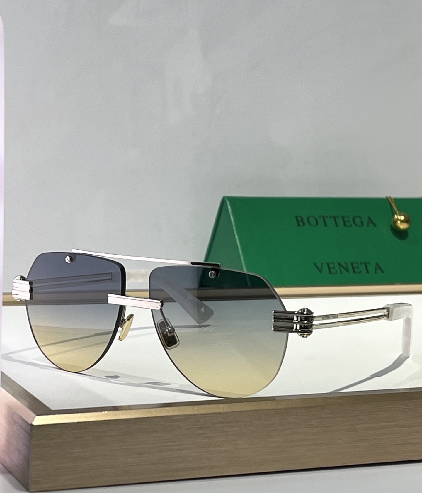  BOTTEGA VENET*
MODEL：BV1342S
SIZE：50口13-145
