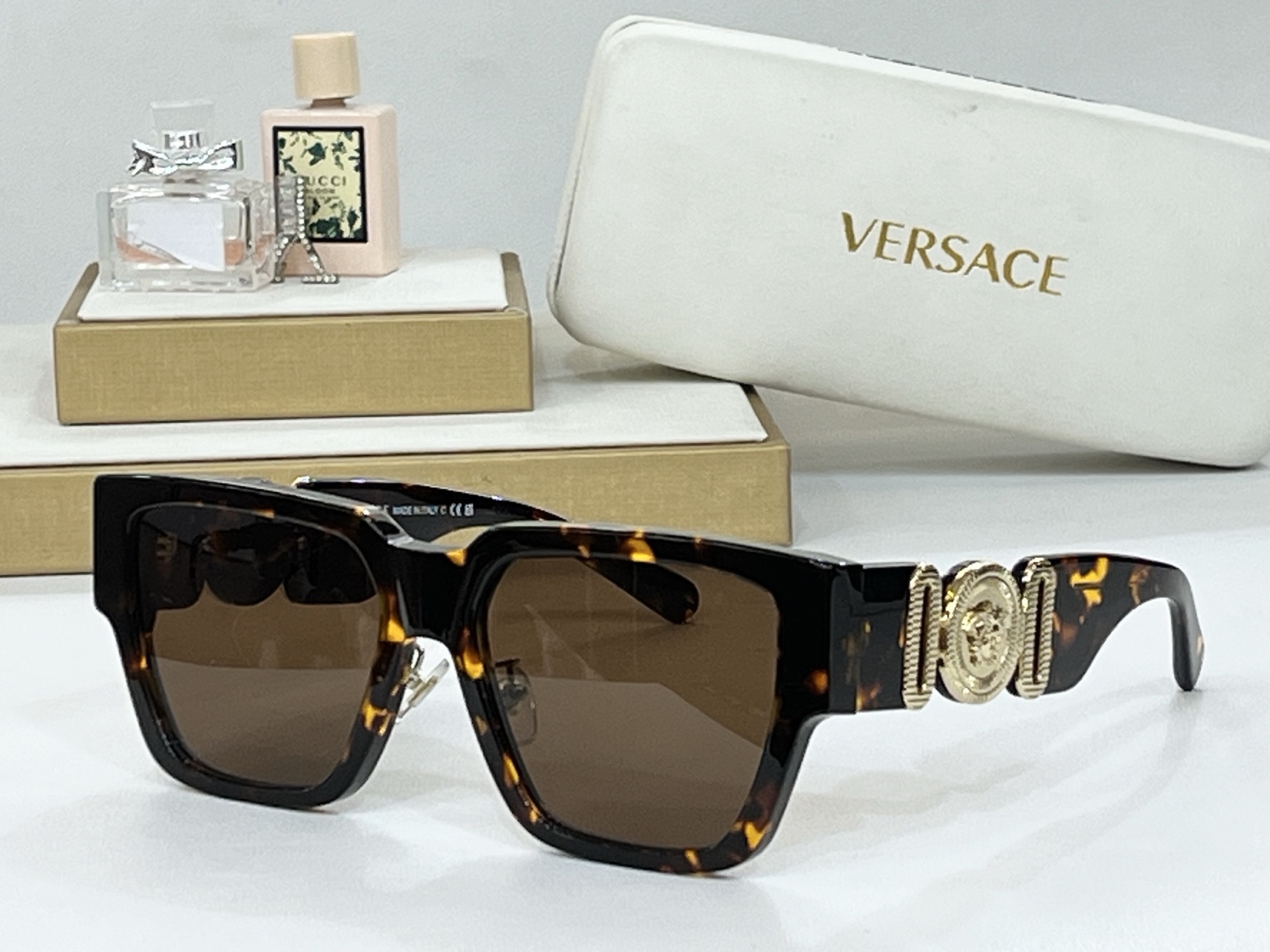  VERSAC*
MODEL：VE4483D
SIZE：58-15-140
