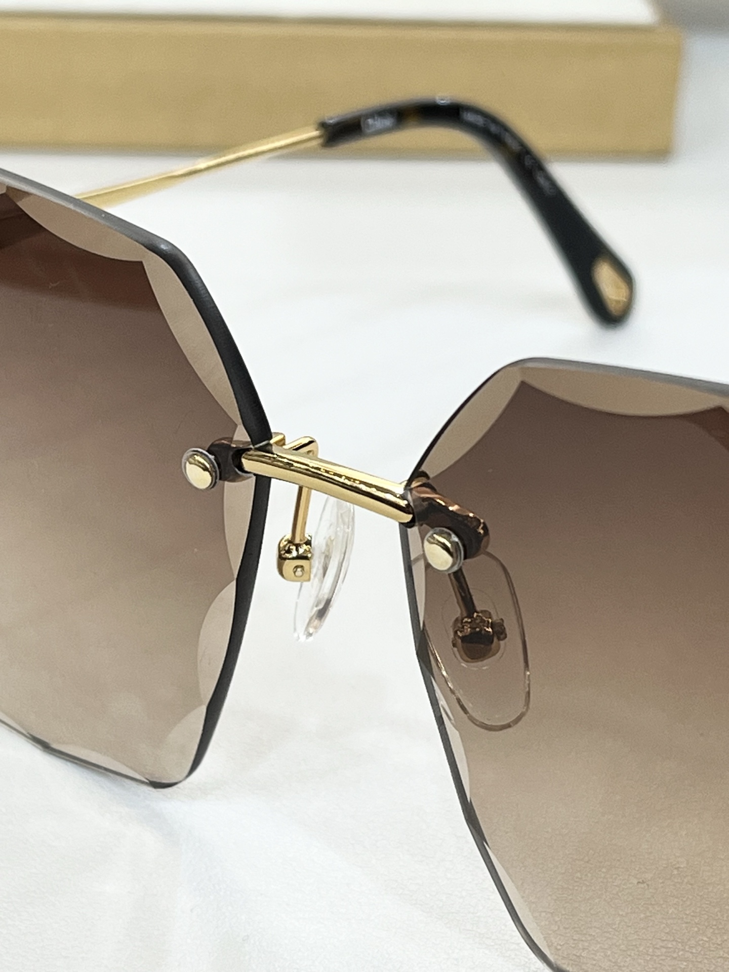  CHLOE
ModCH0063S
Size64-14-140
