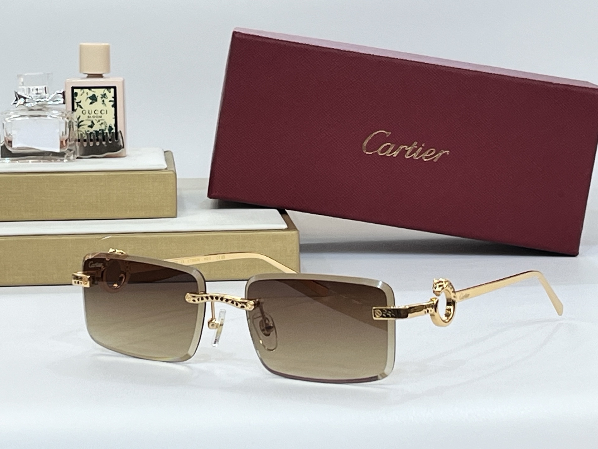  CARTIER
ModCT0653S
