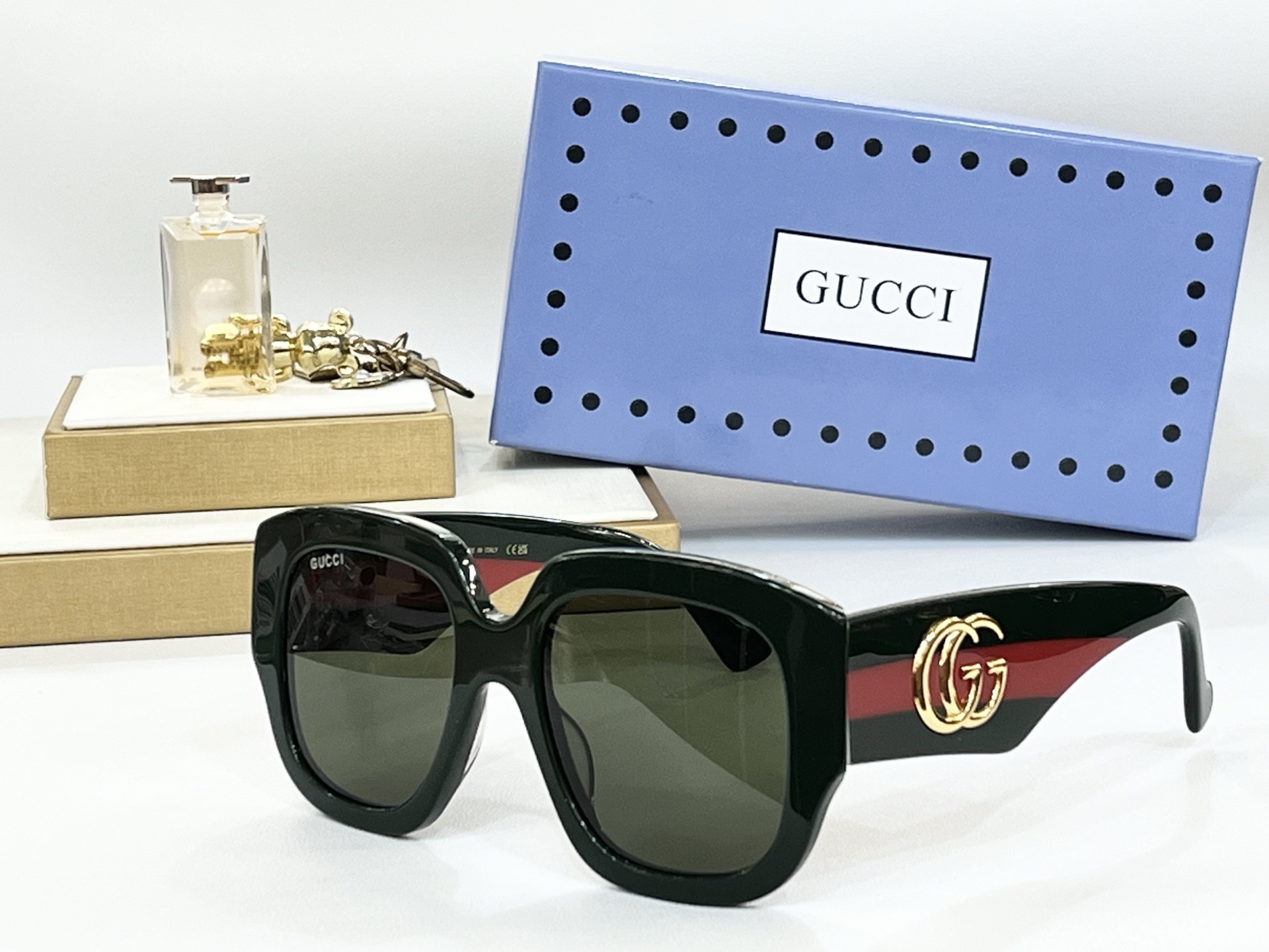  GUCC*
MODEL：GG1546S
SIZE：53口20-145

