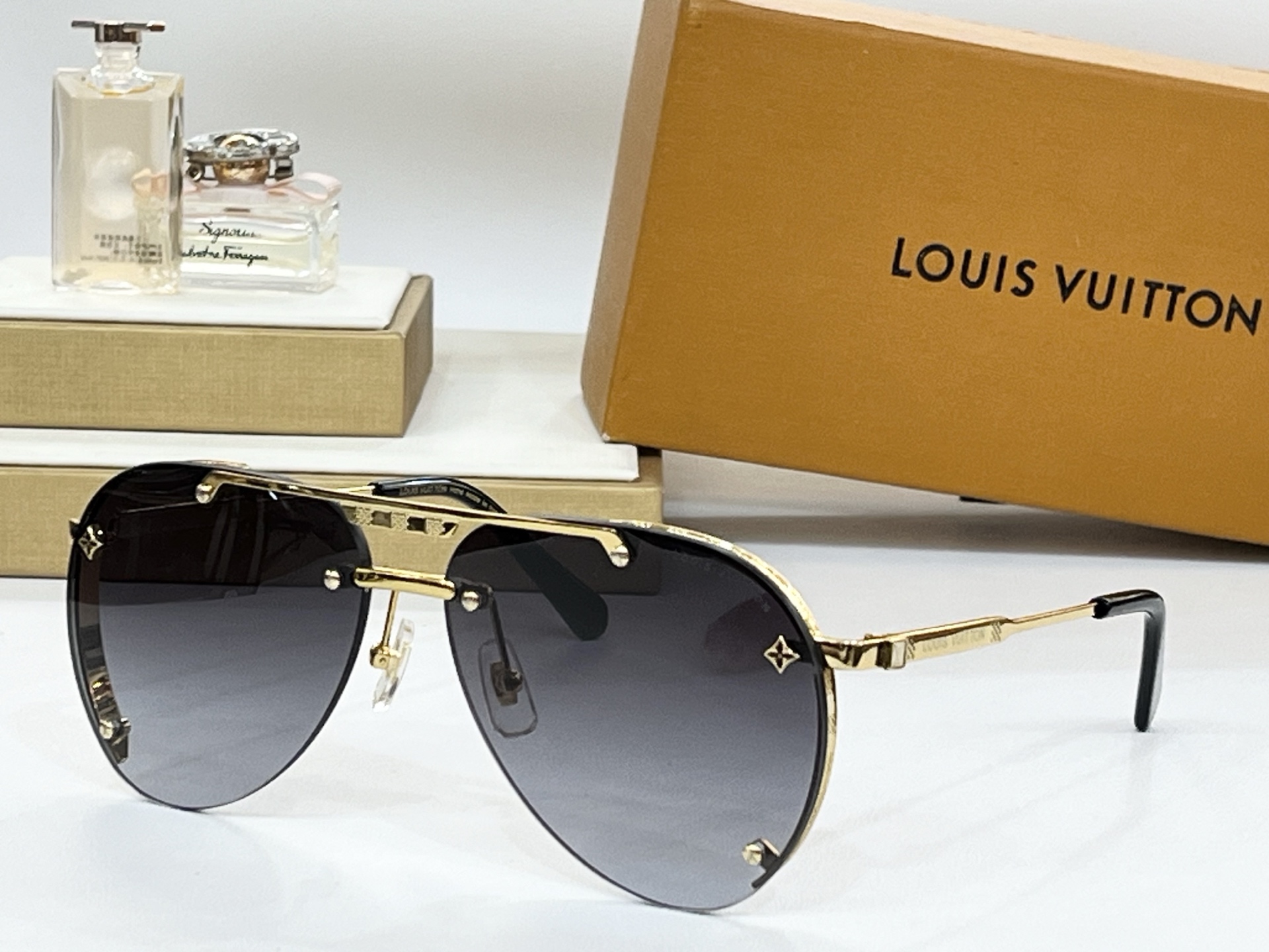  LOUIS*
ModZ1306
Size61-14-145
