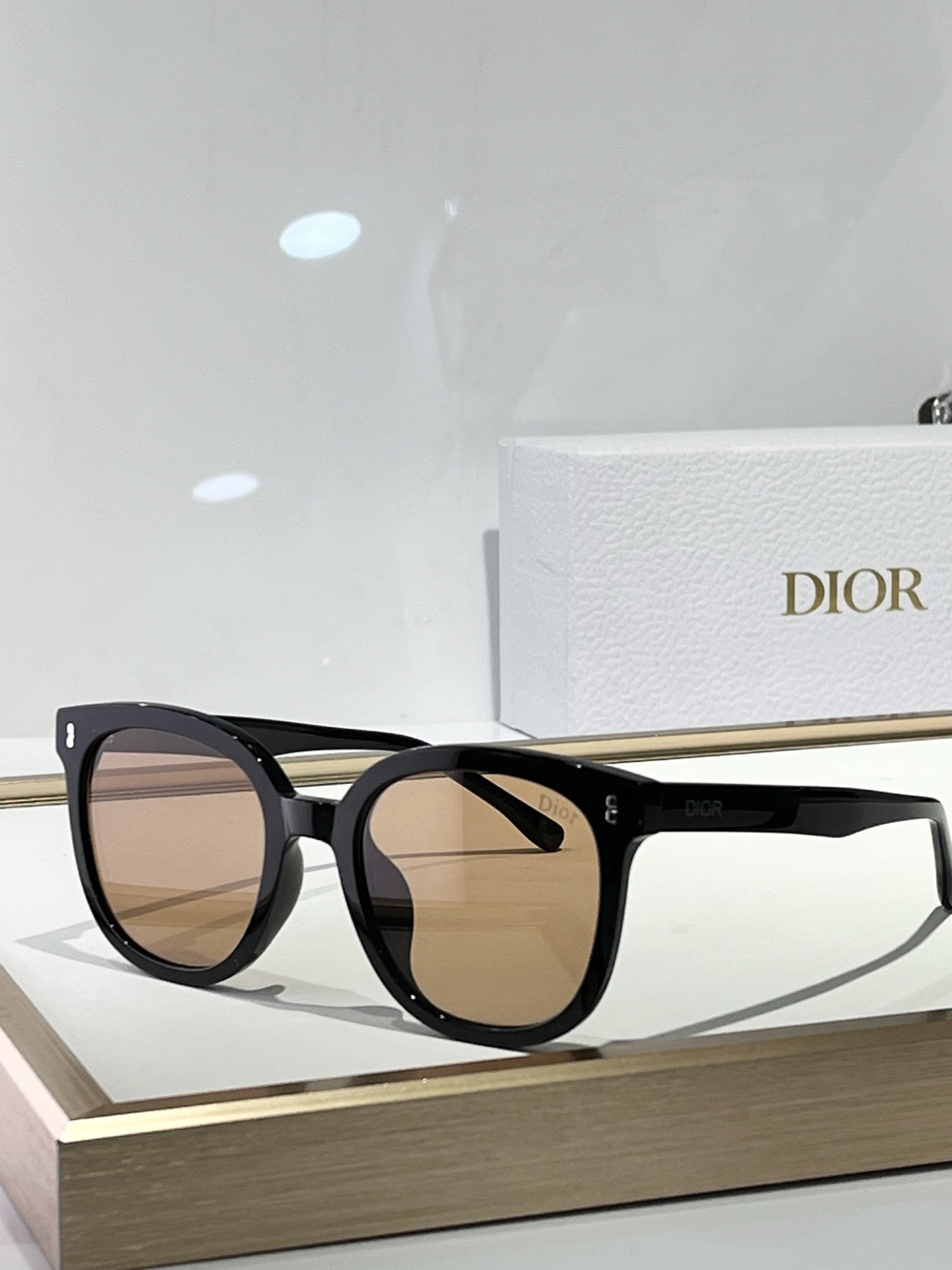  DIOR
MODEL CD 0249S 
SIZE：54口22-148
