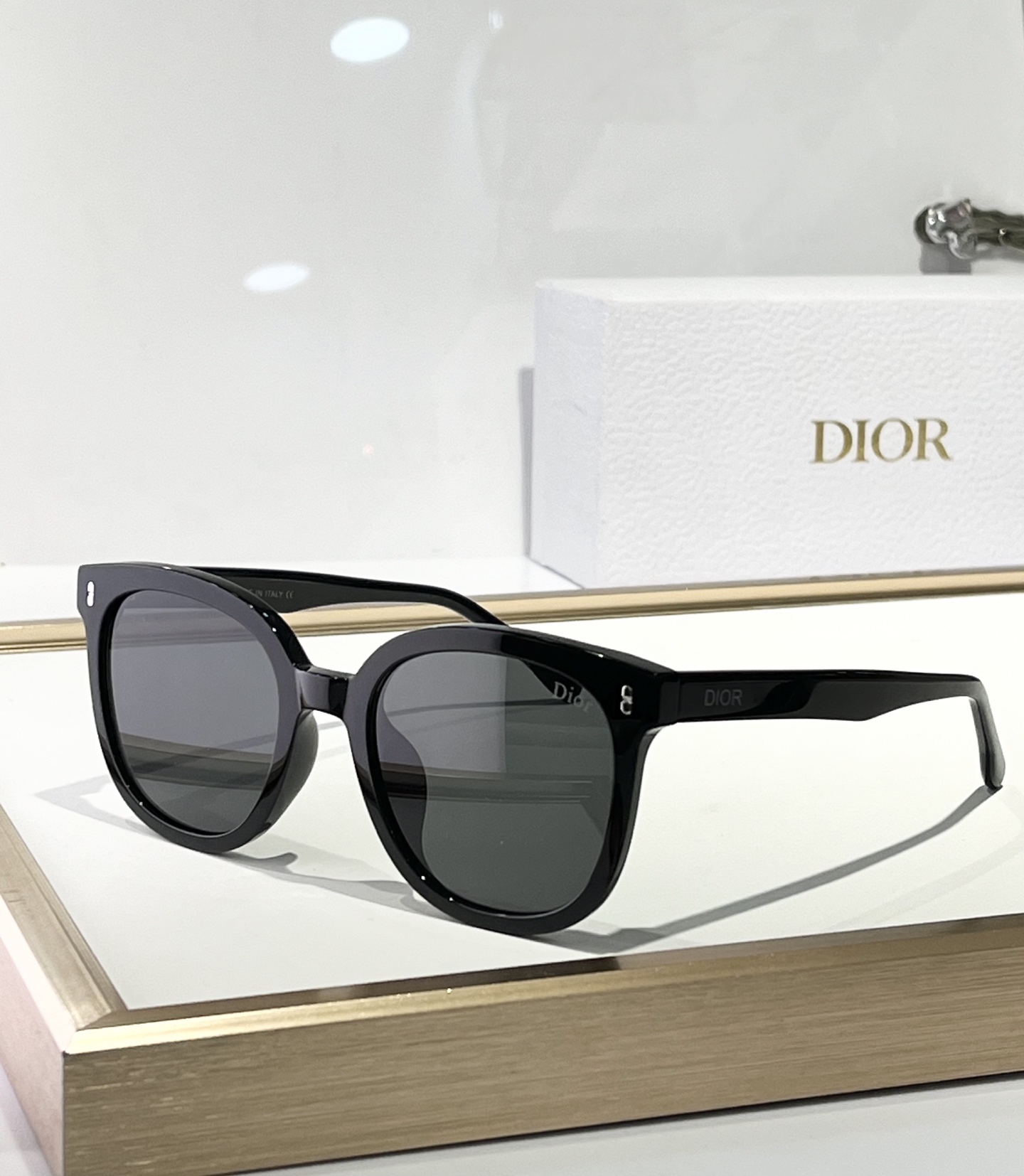  DIOR
MODEL CD 0249S 
SIZE：54口22-148
