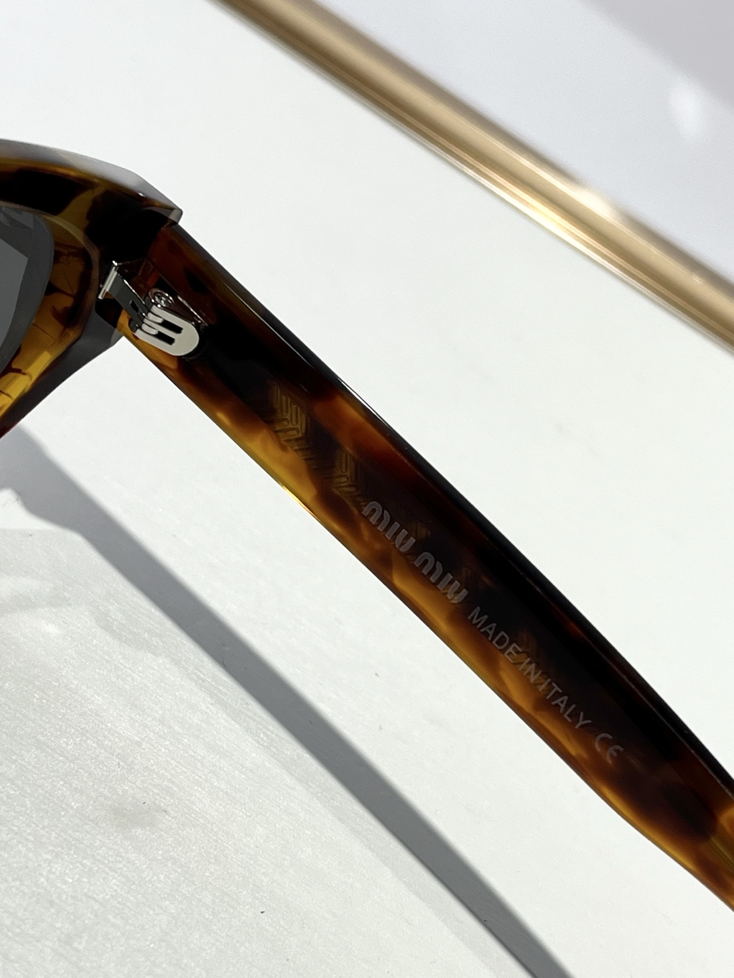  MIU M*
MODEL SMU 34WS
SIZE：52口21-148

