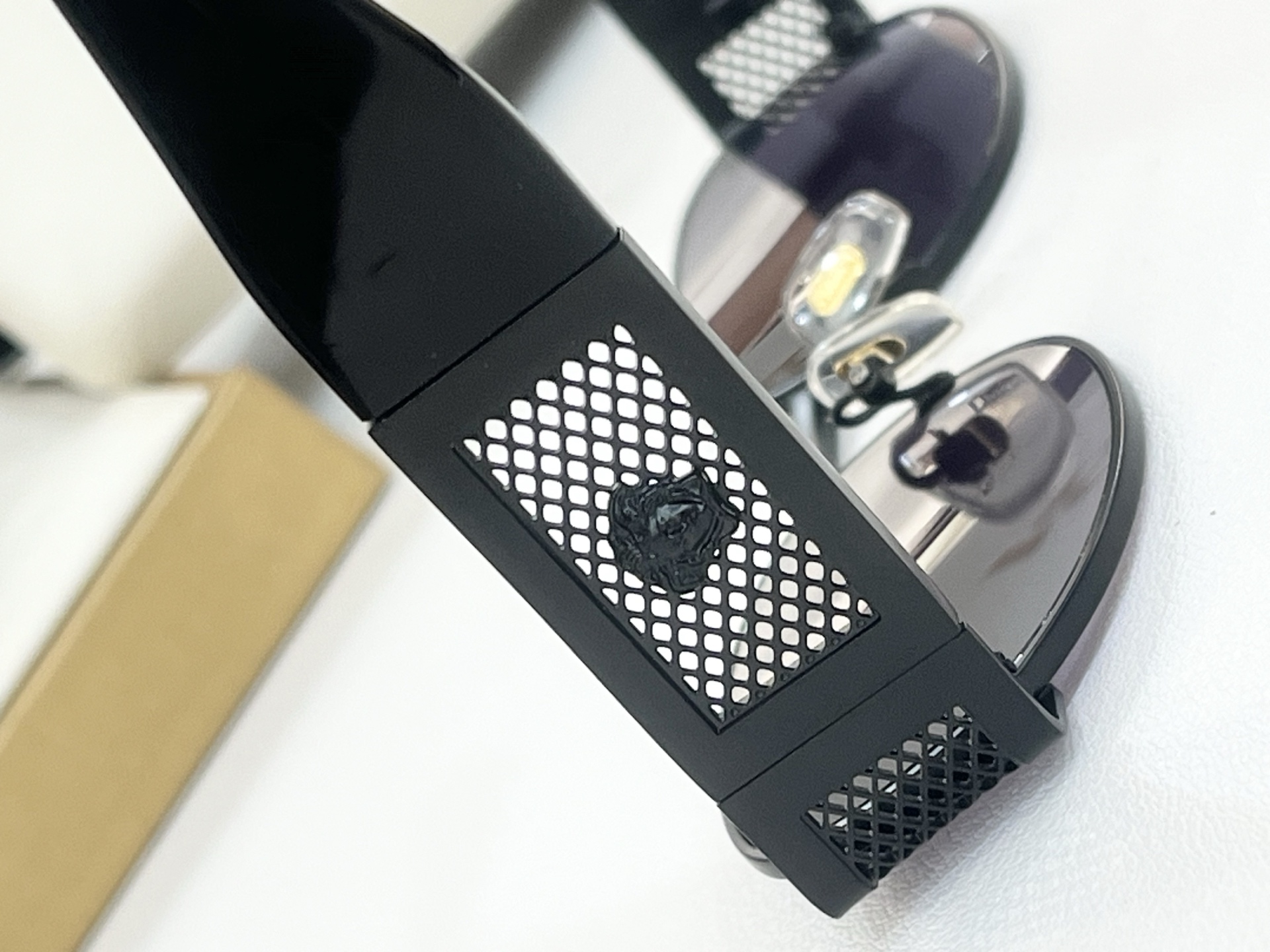  MODX26/M
MODVERSACE
SIZE：56口20-140
