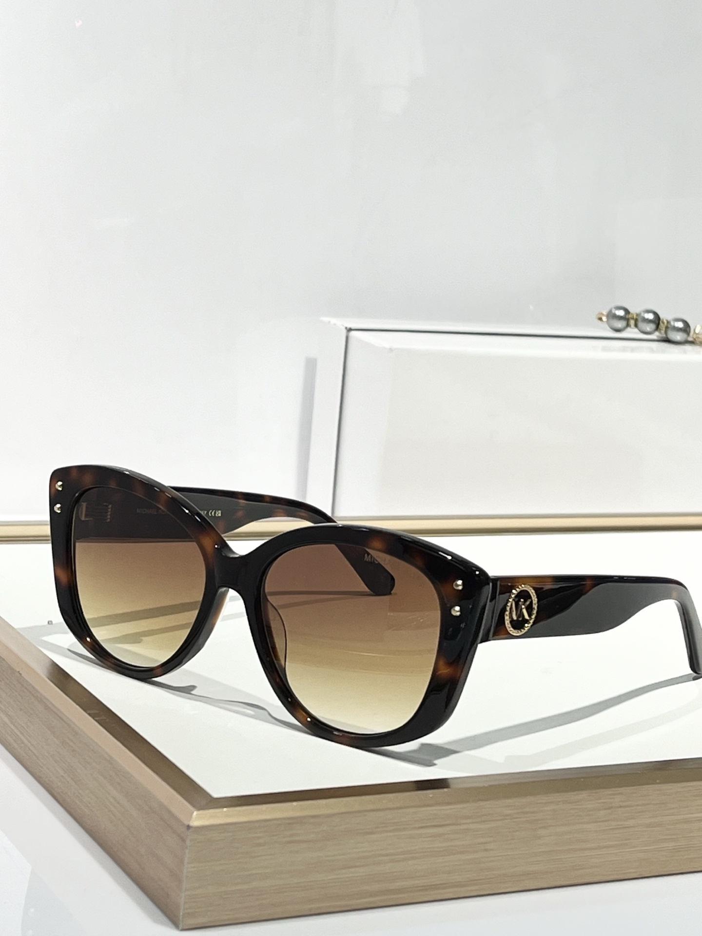  MICHAEAL
MODMK2175U
SIZE：57口17-140
