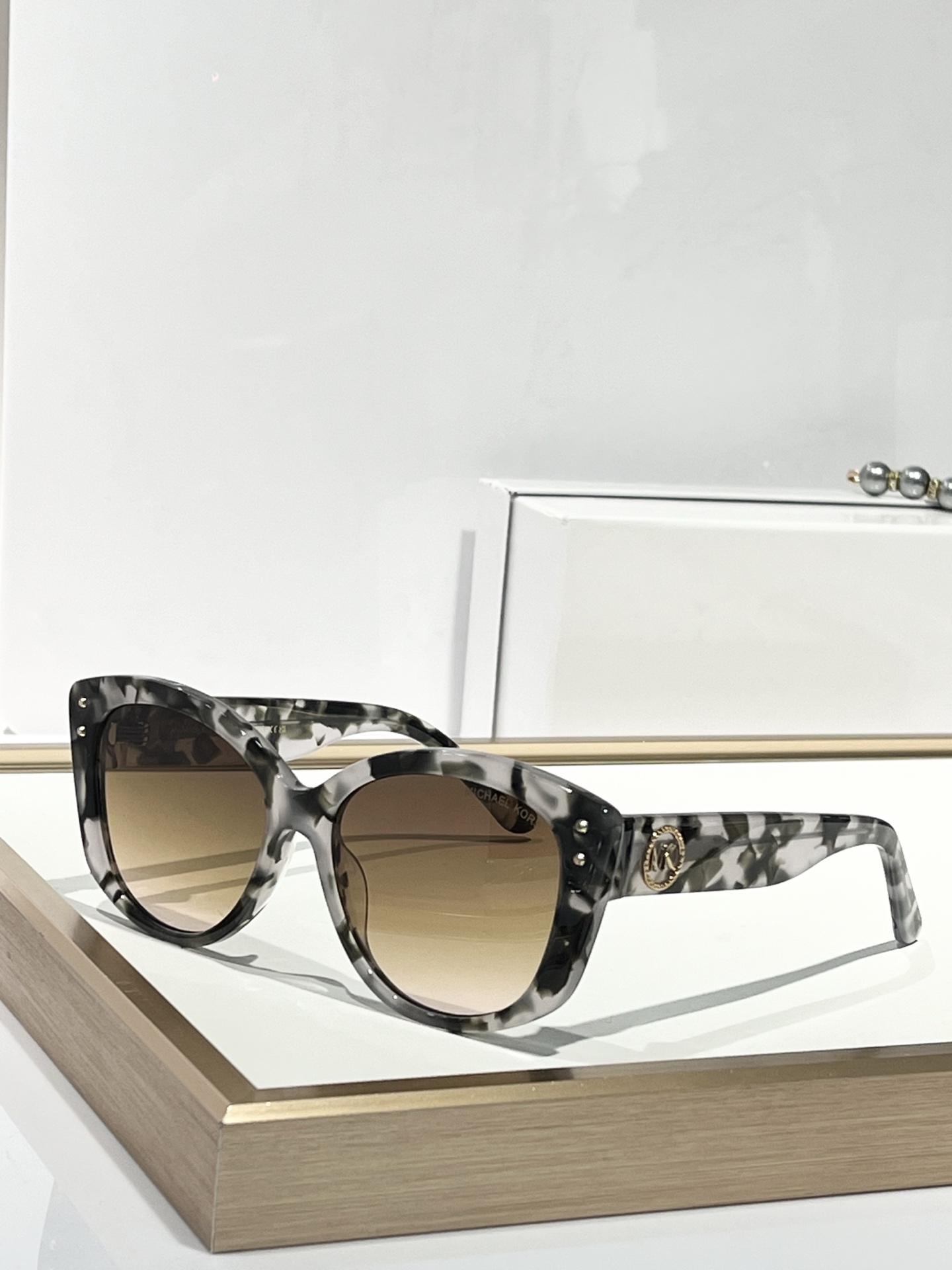  MICHAEAL
MODMK2175U
SIZE：57口17-140

