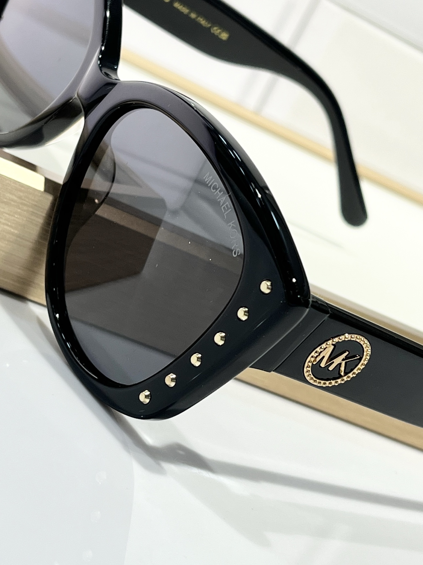  MICHAEAL
MODMK2175U
SIZE：57口17-140
