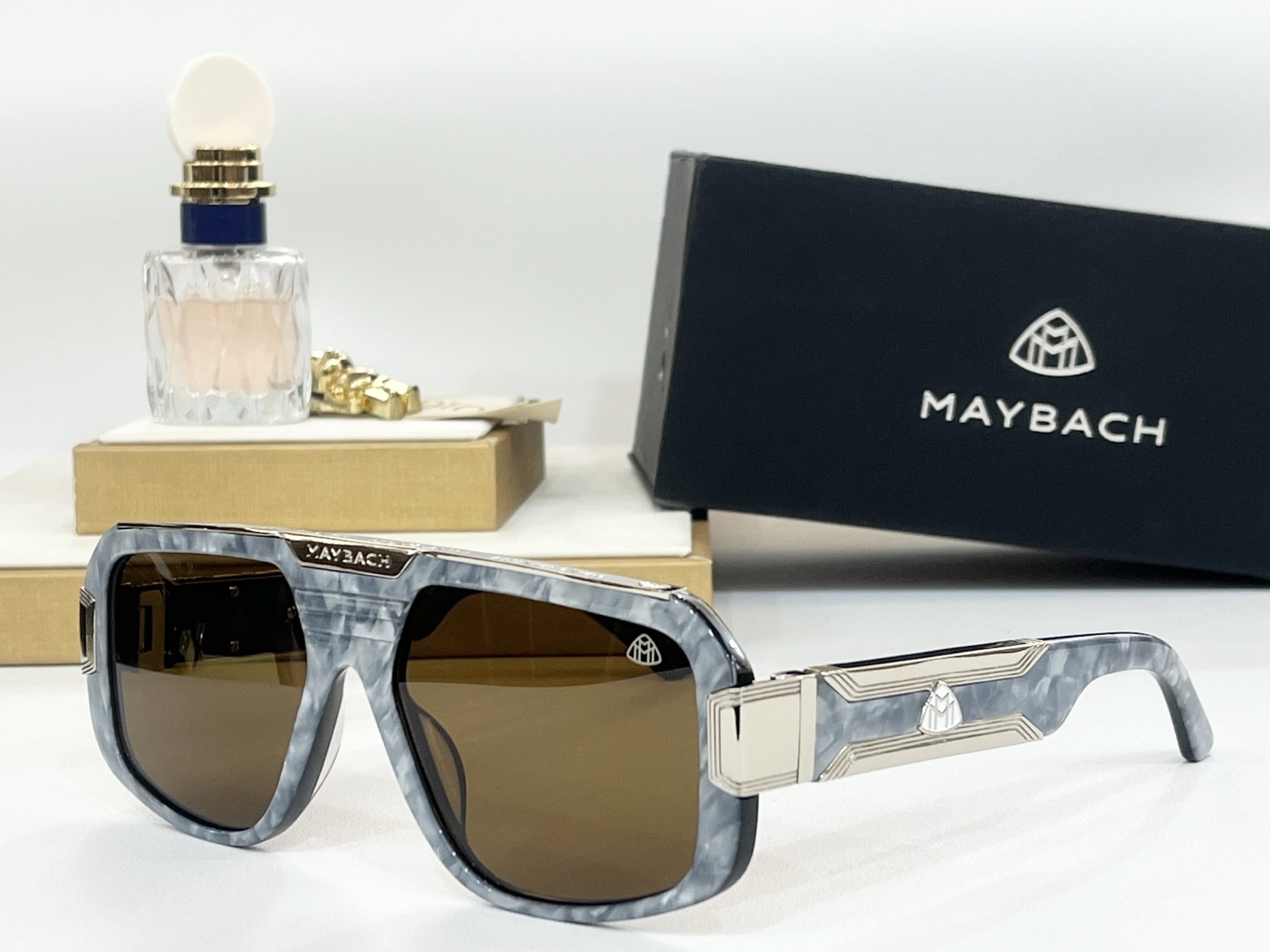  MAYBAC*
MOD：THE IDOL-A8
SIZE：58口18-145
