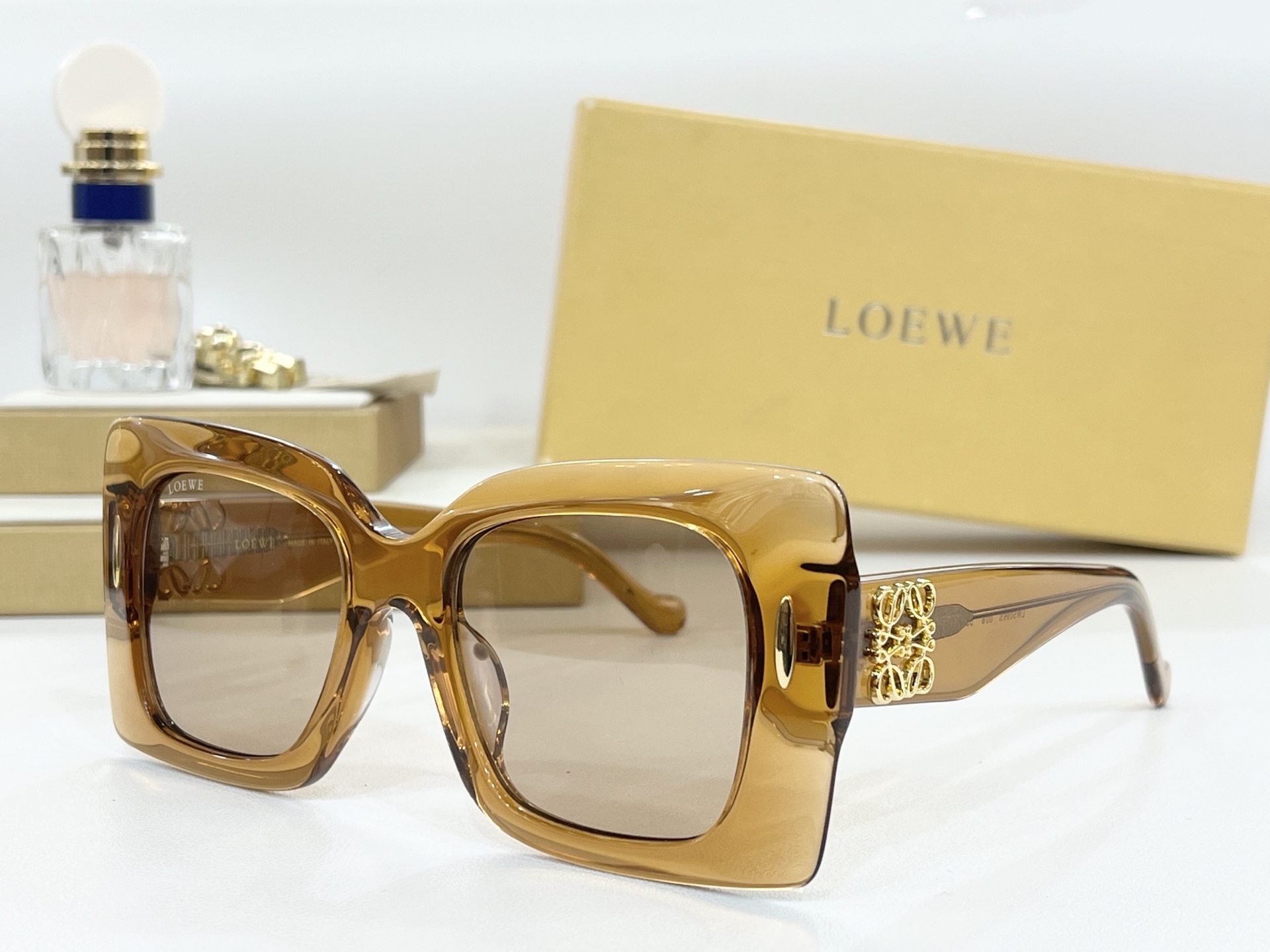 。LOEW*
MODEL：LW5096S
SIZE：53口21-145
