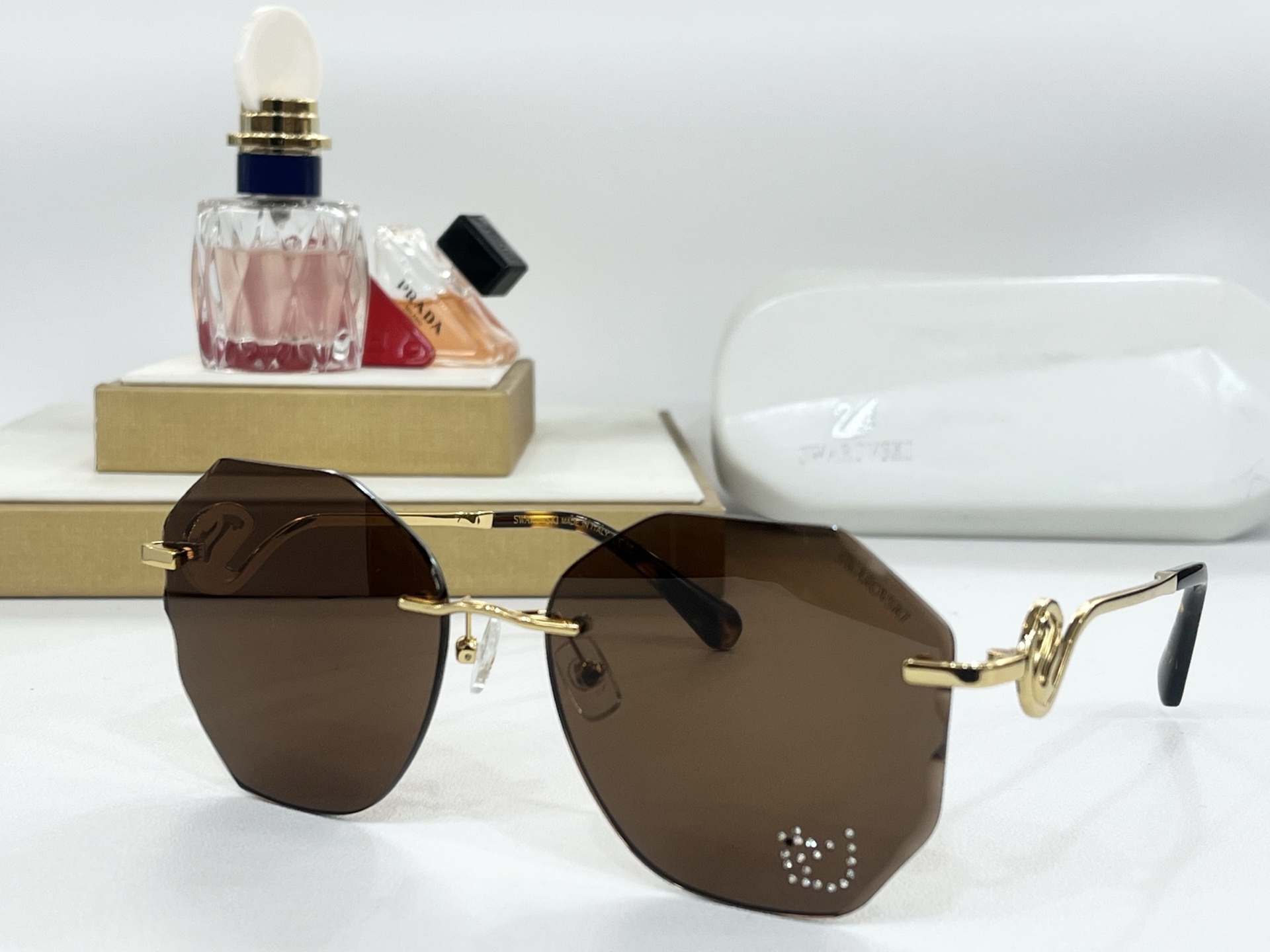  SWAROVSK*
MODEL：SK3089
SIZE：60口17-140
