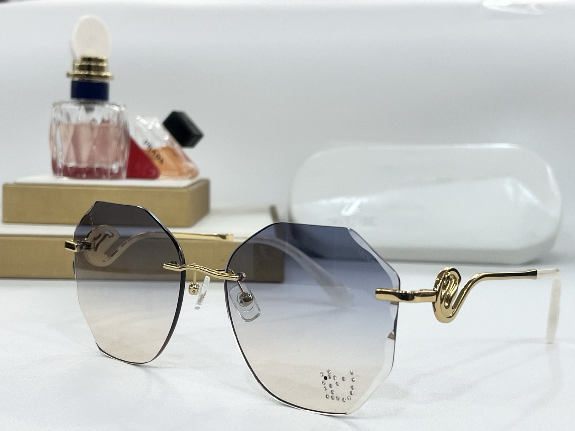  SWAROVSK*
MODEL：SK3089
SIZE：60口17-140
