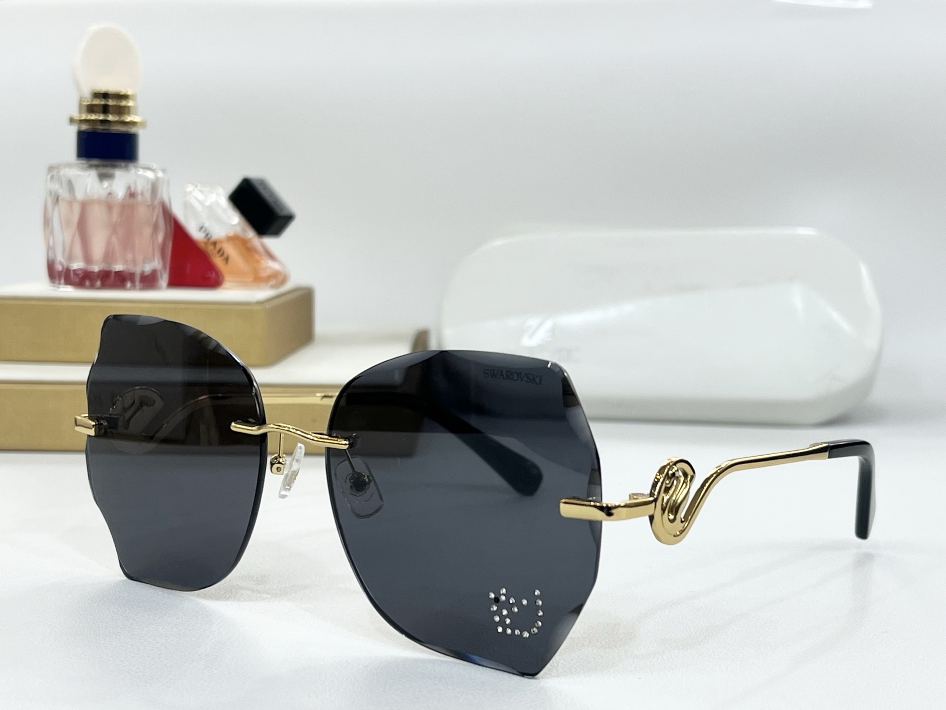  SWAROVSK*
MODEL：SK3088
SIZE：60口17-140
