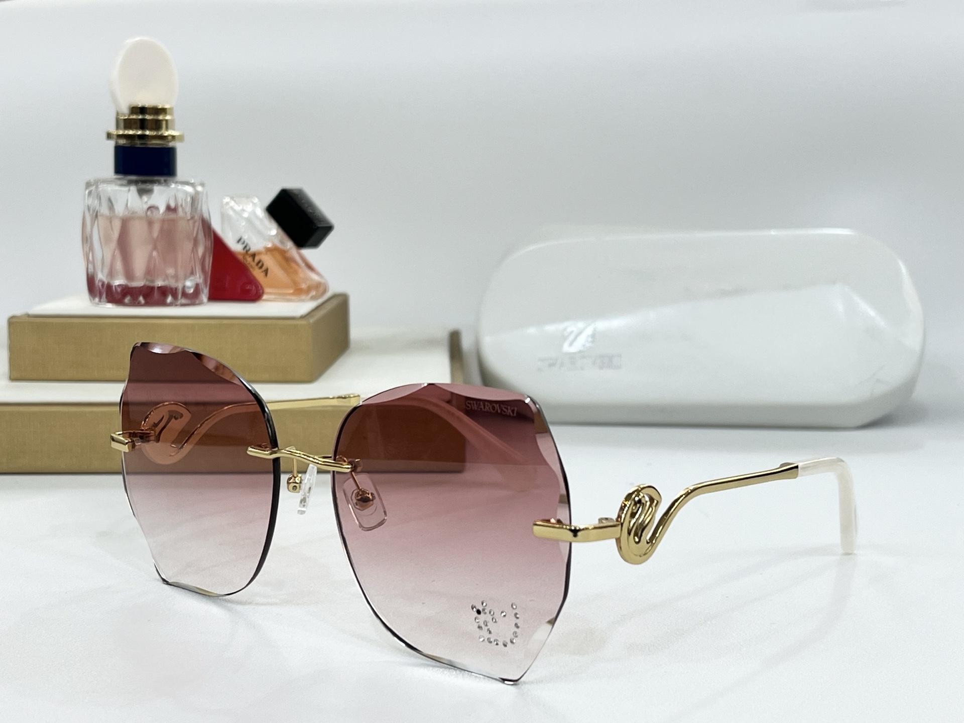  SWAROVSK*
MODEL：SK3088
SIZE：60口17-140
