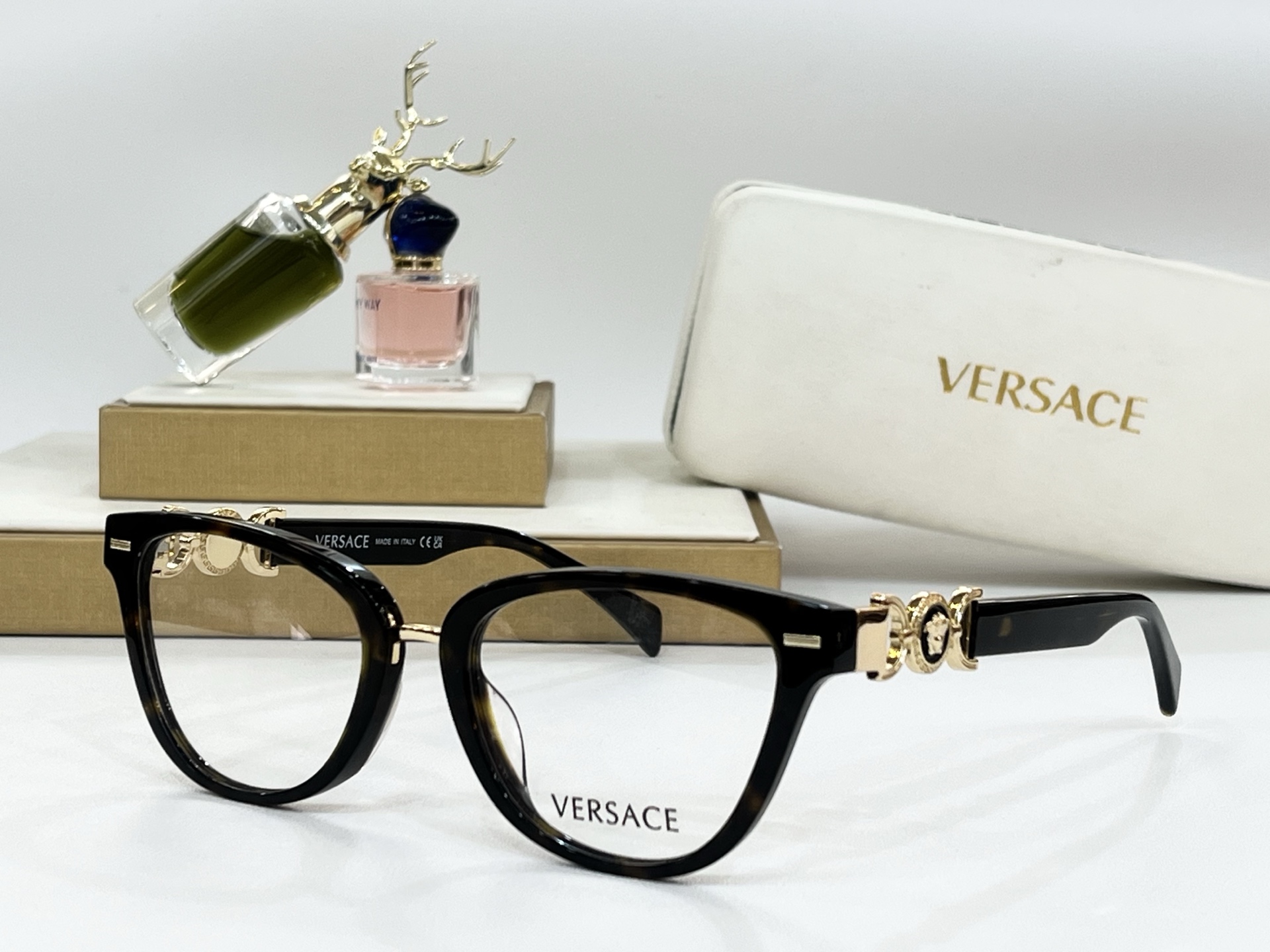  VERSAC*
MODEL：VE3336 
SIZE：52口19-140
