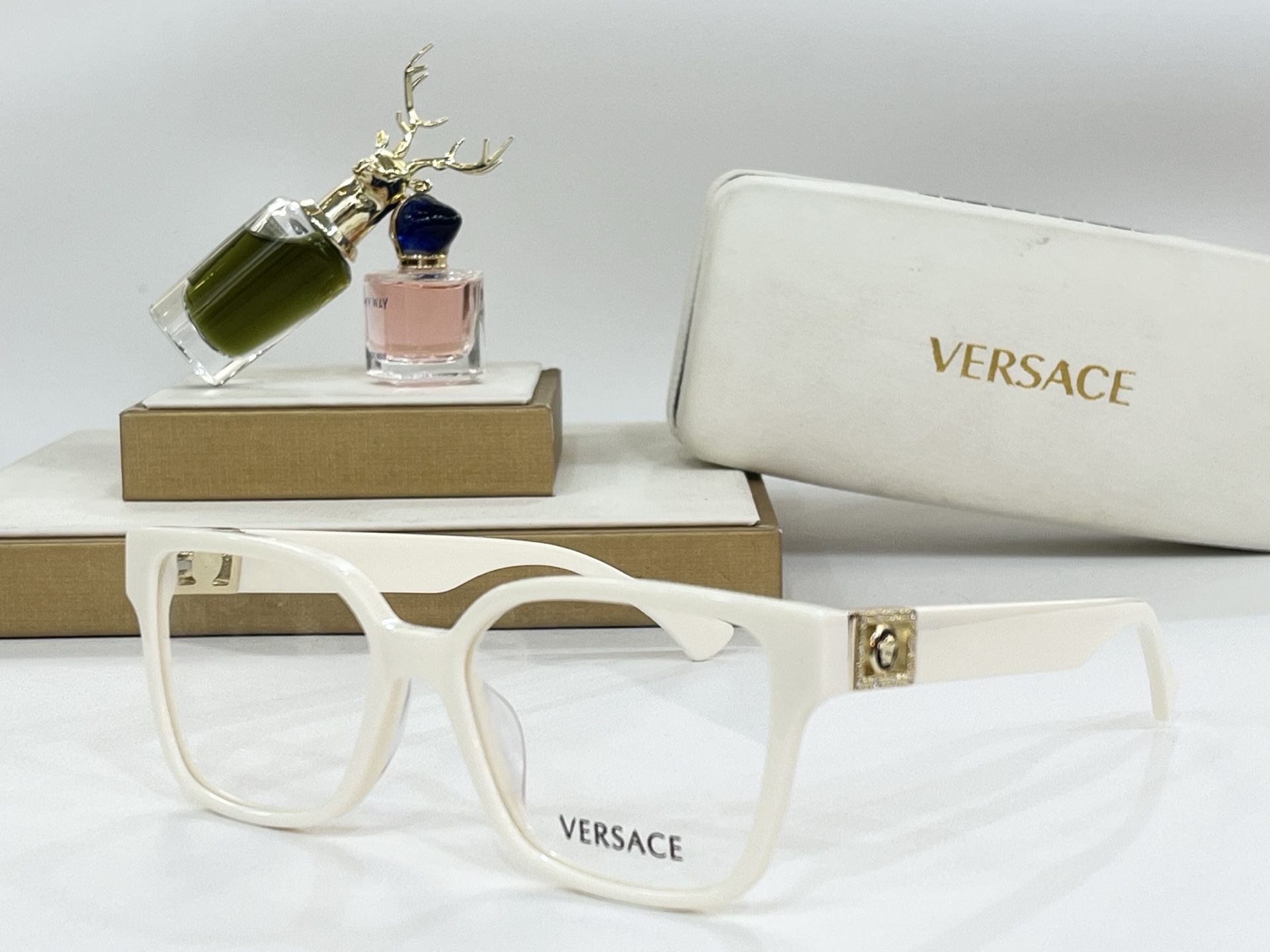  𝙑𝙀𝙍𝙎𝘼𝘾𝙀 
VE3329B 
Size：53口18-145
