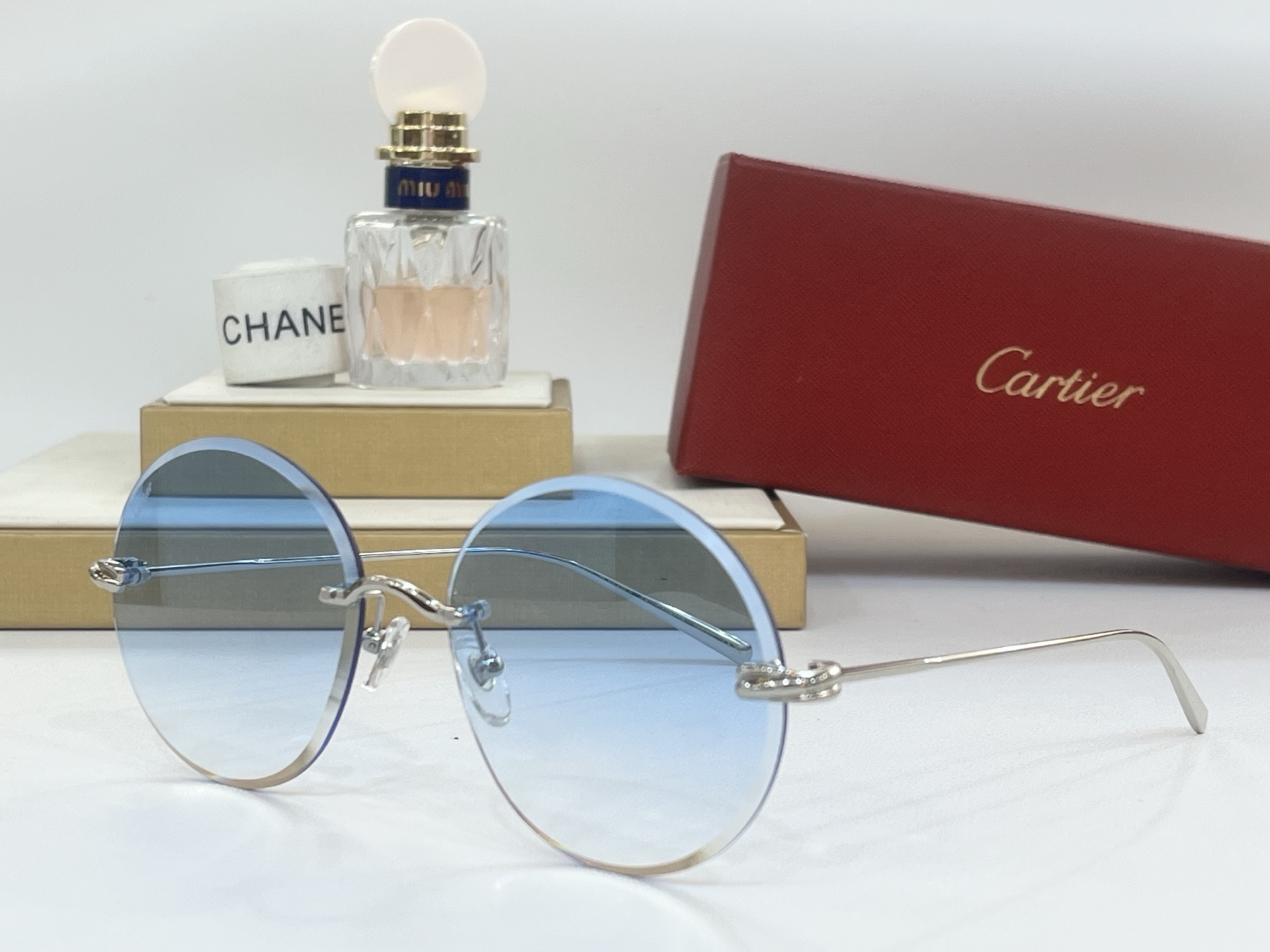  Cartier
MODEL：CT0475S
SIZE59口17-140

