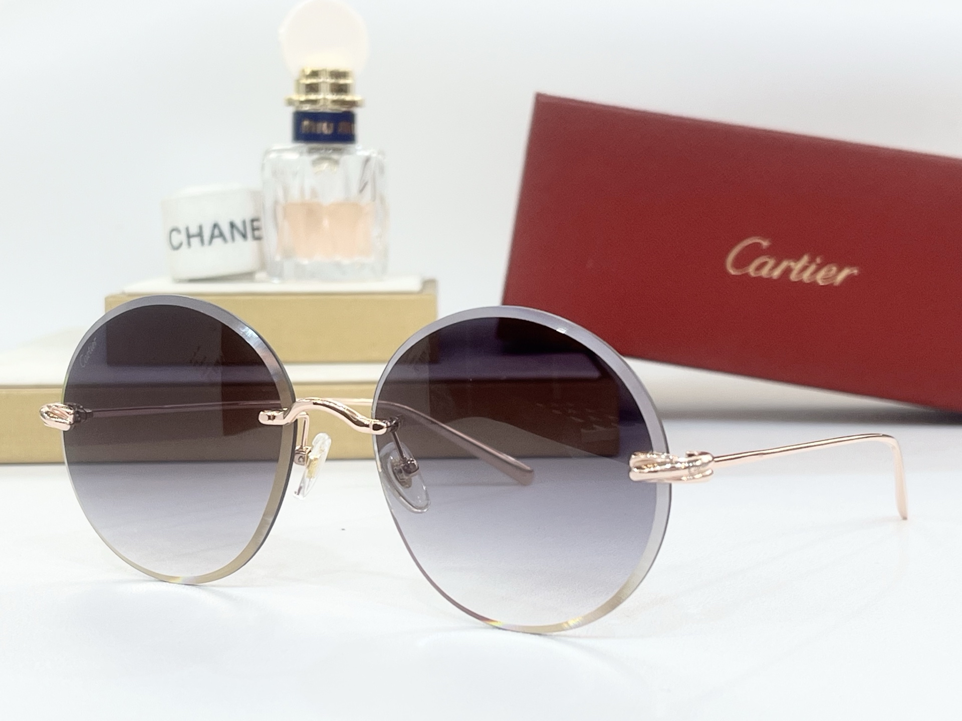  Cartier
MODEL：CT0475S
SIZE59口17-140

