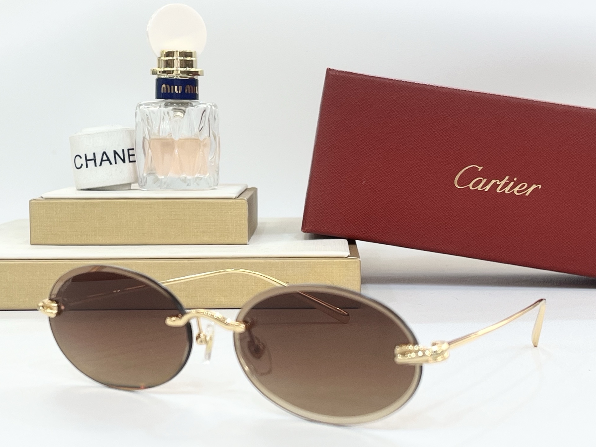  Cartier
MODEL：CT0565S
SIZE60口16

