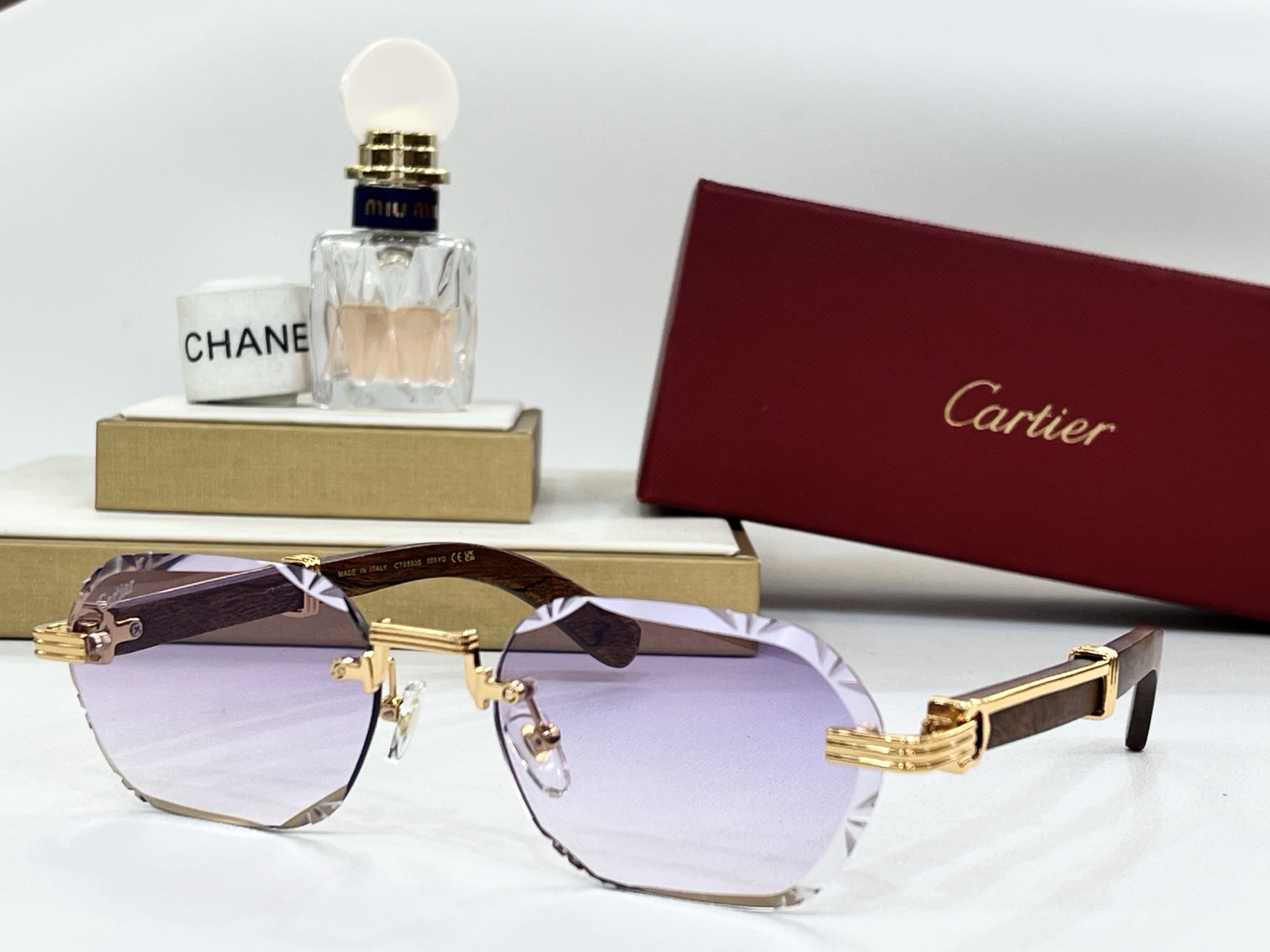  Cartier
MODEL：CT0533S
SIZE58口20-145

