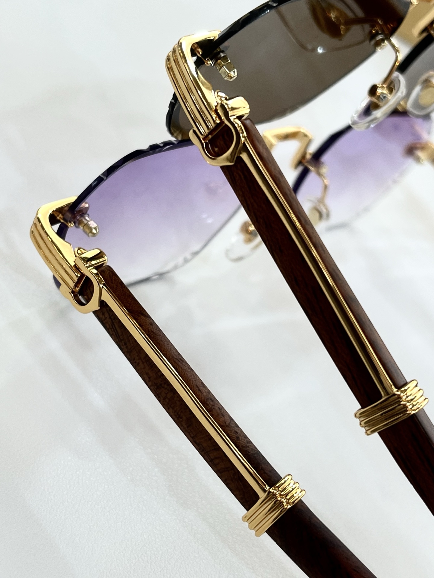 Cartier
MODEL：CT0533S
SIZE58口20-145

