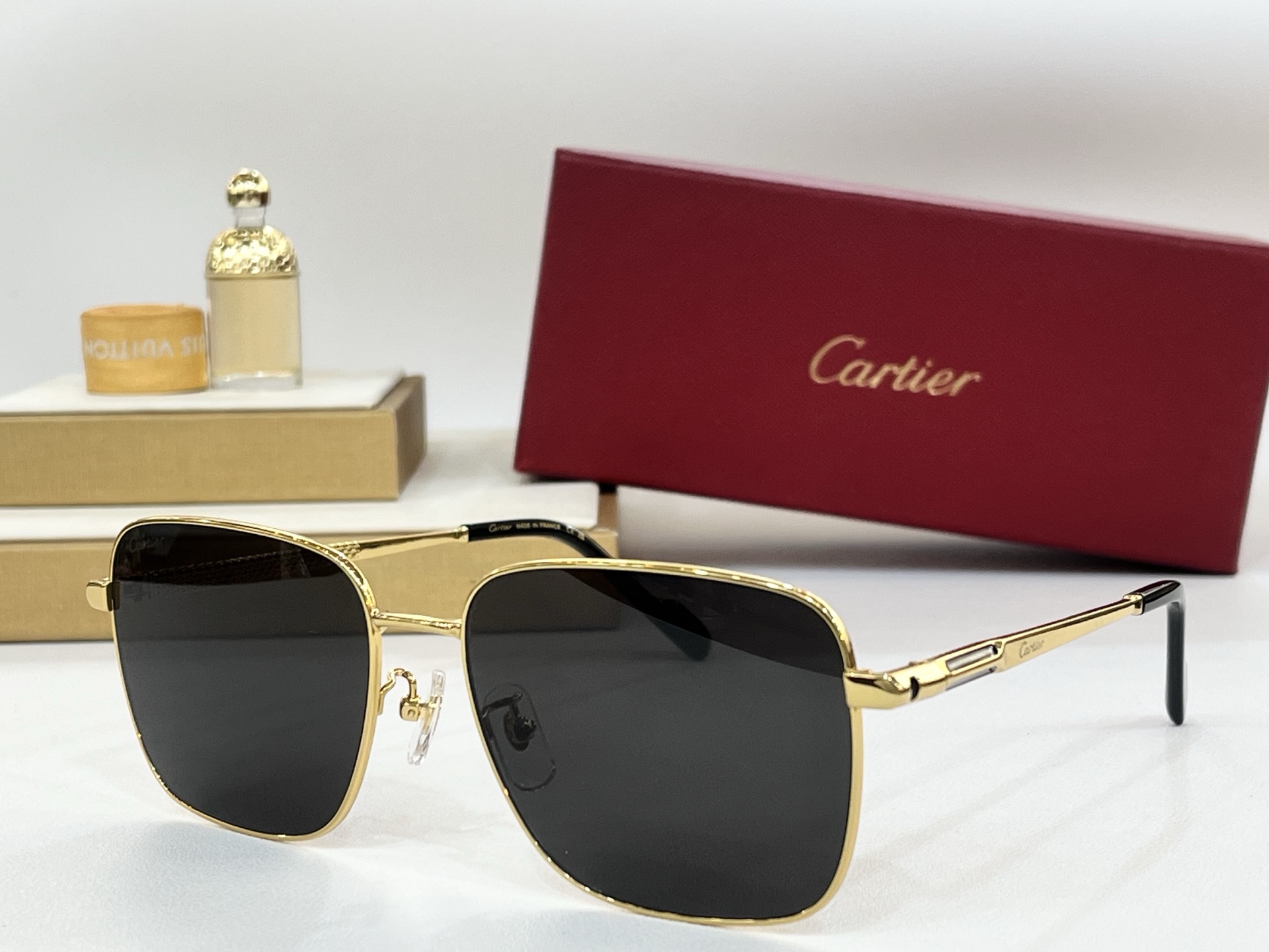  Cartier
MODEL：CT0525S
SIZE60口17-145
