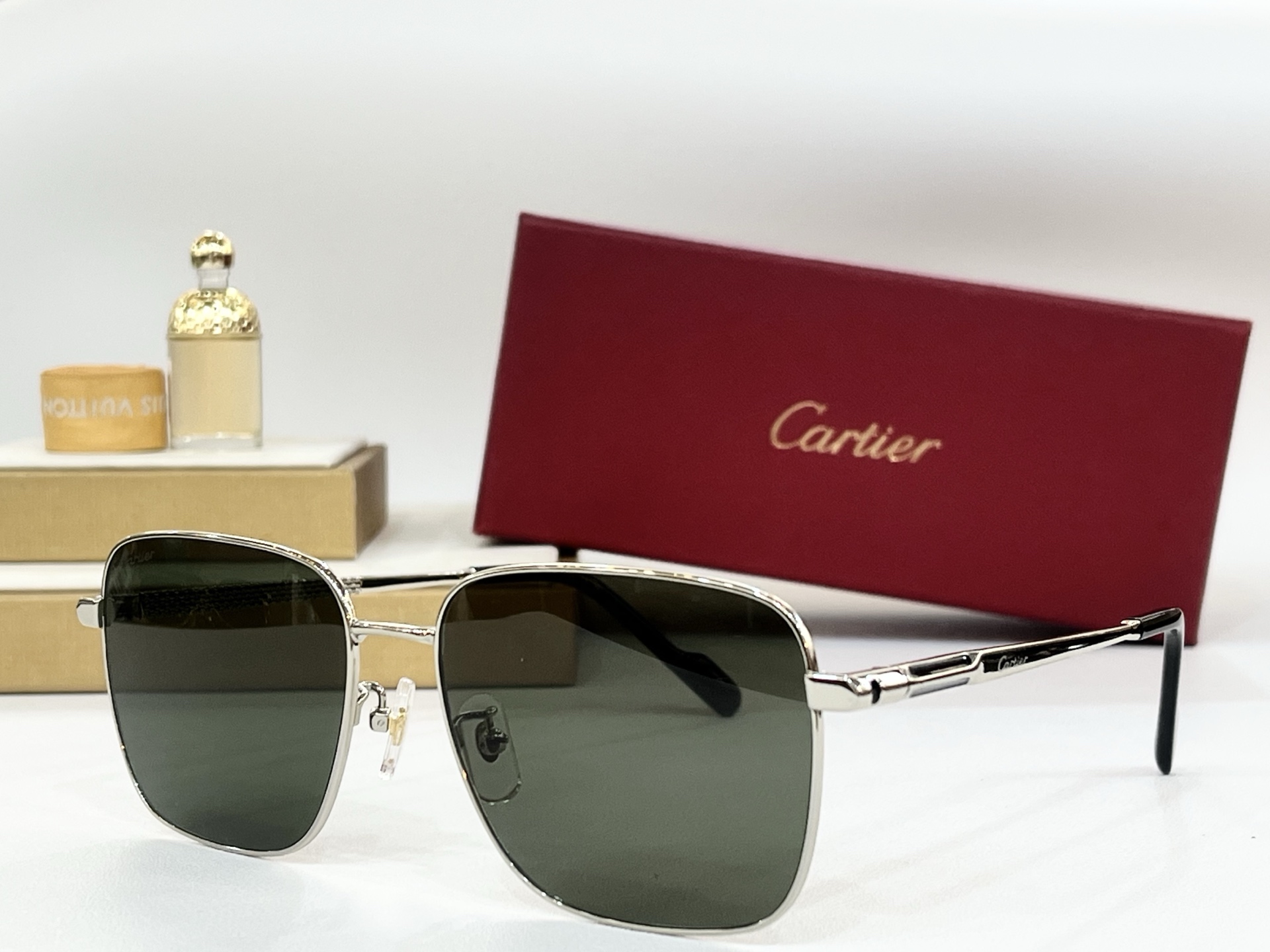  Cartier
MODEL：CT0525S
SIZE60口17-145
