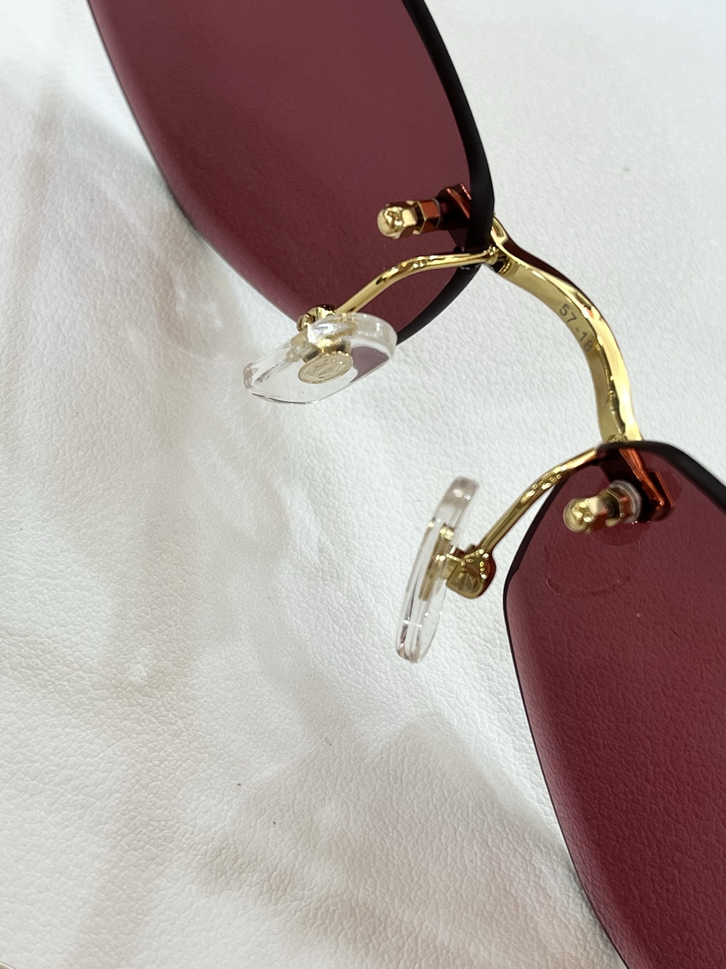  Cartier
MODEL：CT0467S
SIZE57-18-140
