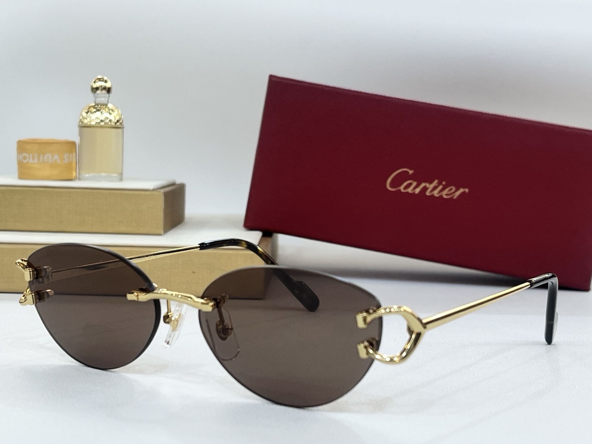  Cartier
MODEL：CT0487O
SIZE57-18-140
