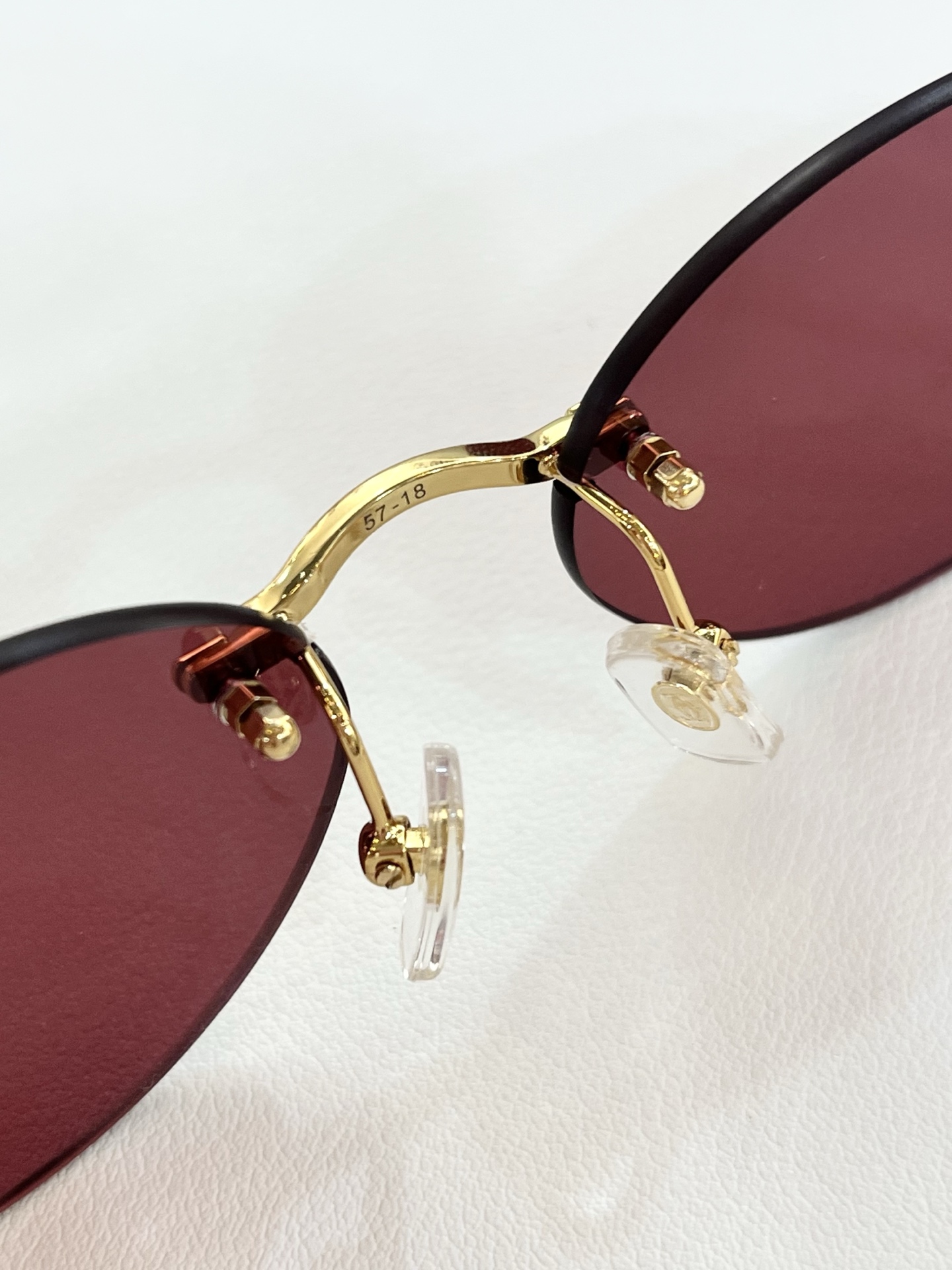  Cartier
MODEL：CT0487O
SIZE57-18-140
