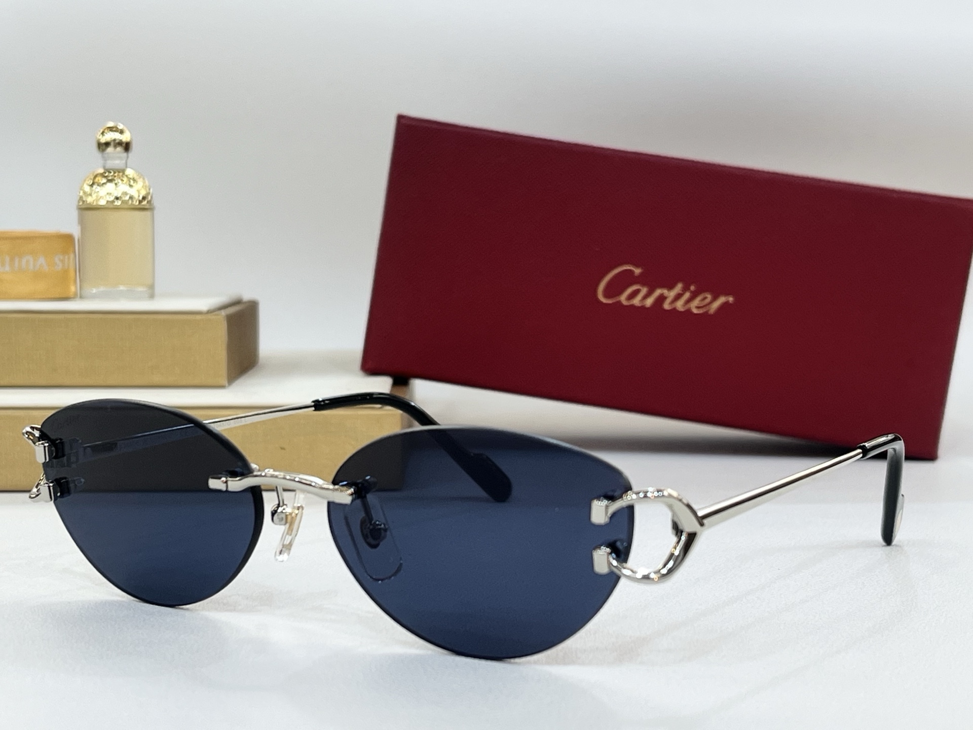  Cartier
MODEL：CT0487O
SIZE57-18-140

