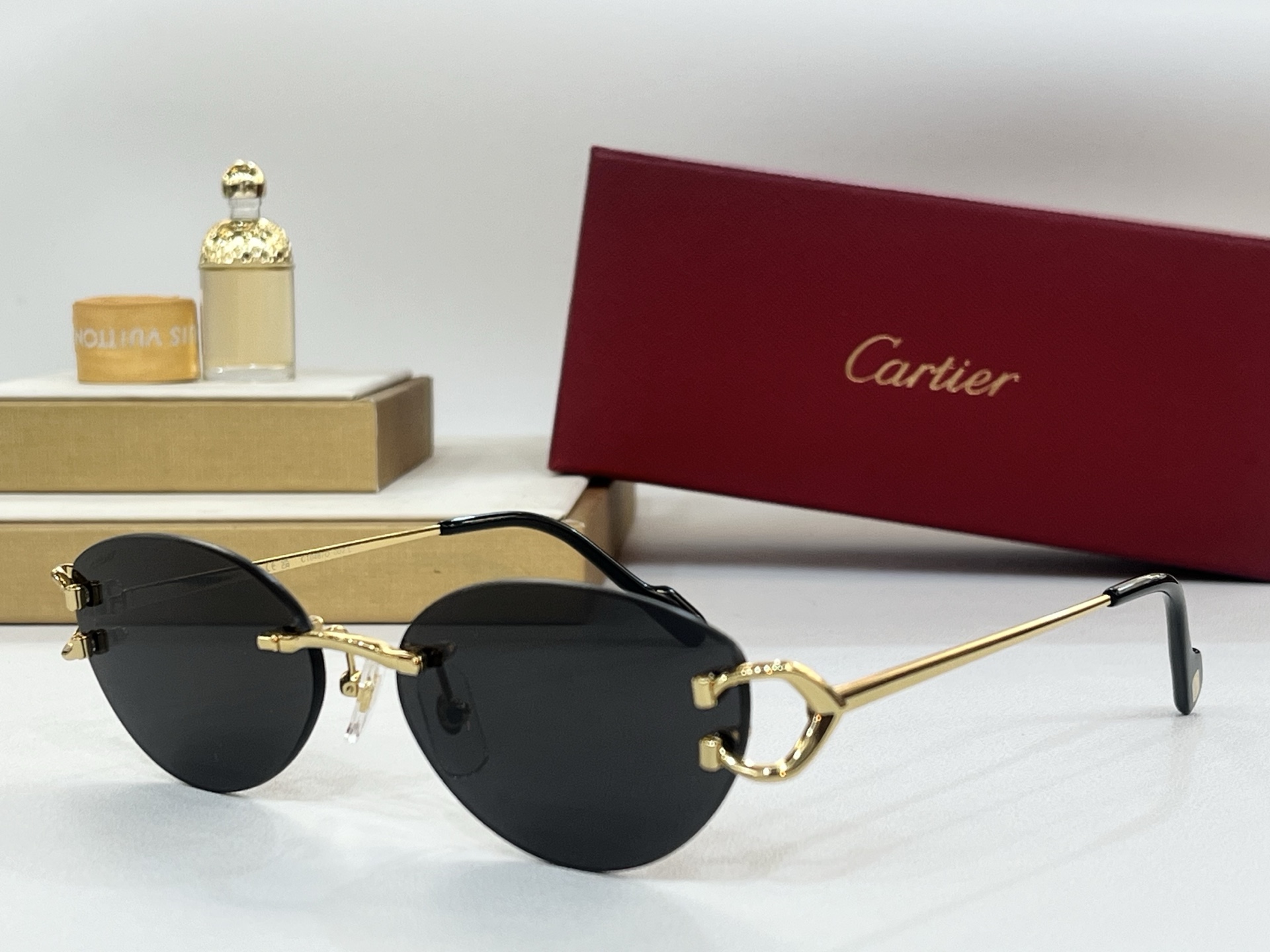  Cartier
MODEL：CT0487O
SIZE57-18-140

