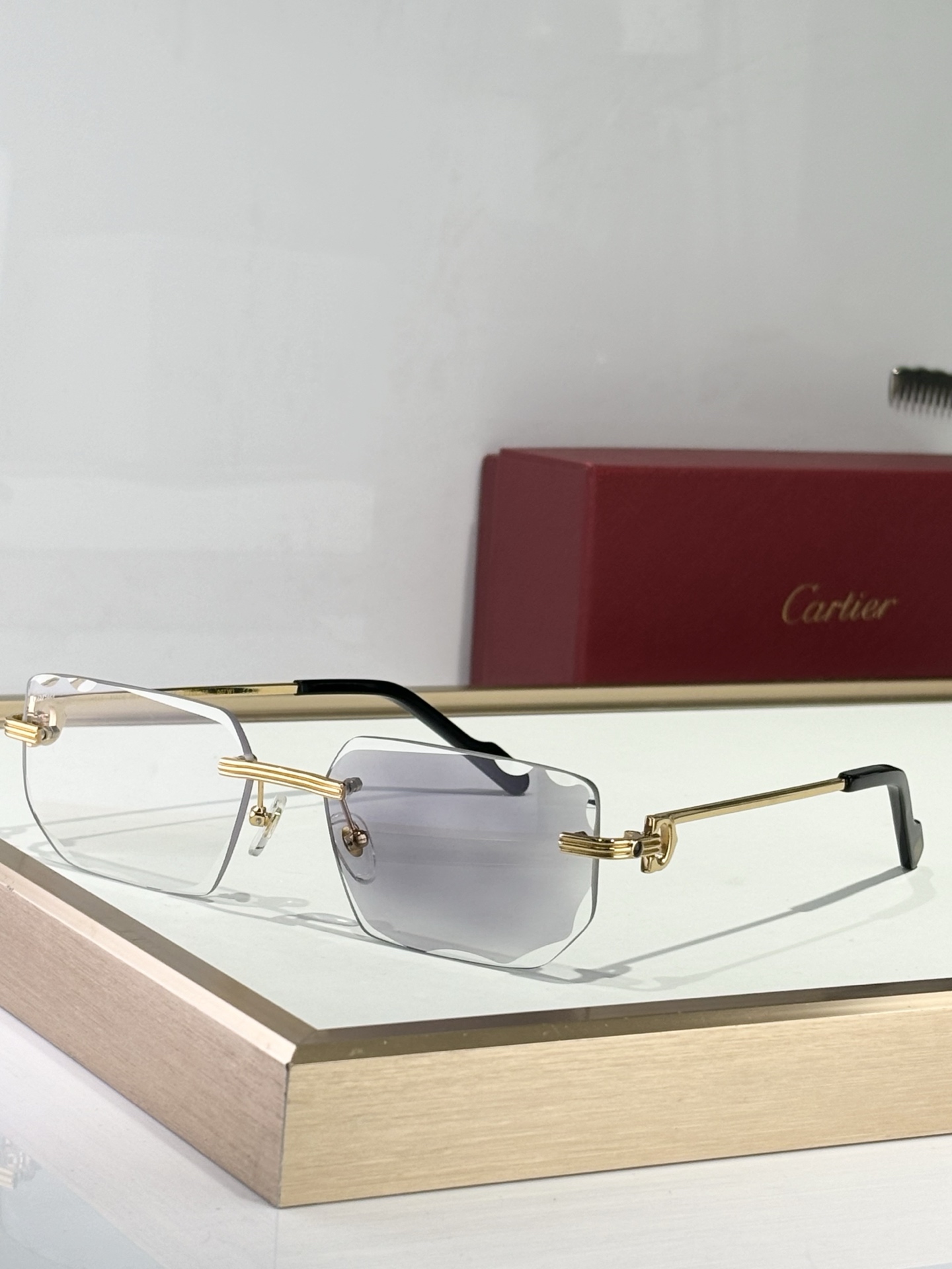Cartier
MODEL：CT0627S
size：58口17
