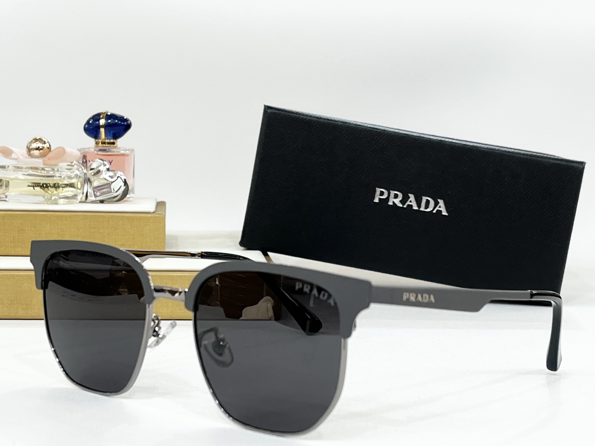  PRADA
MODEL：PR114YS
Size：55口20-147
