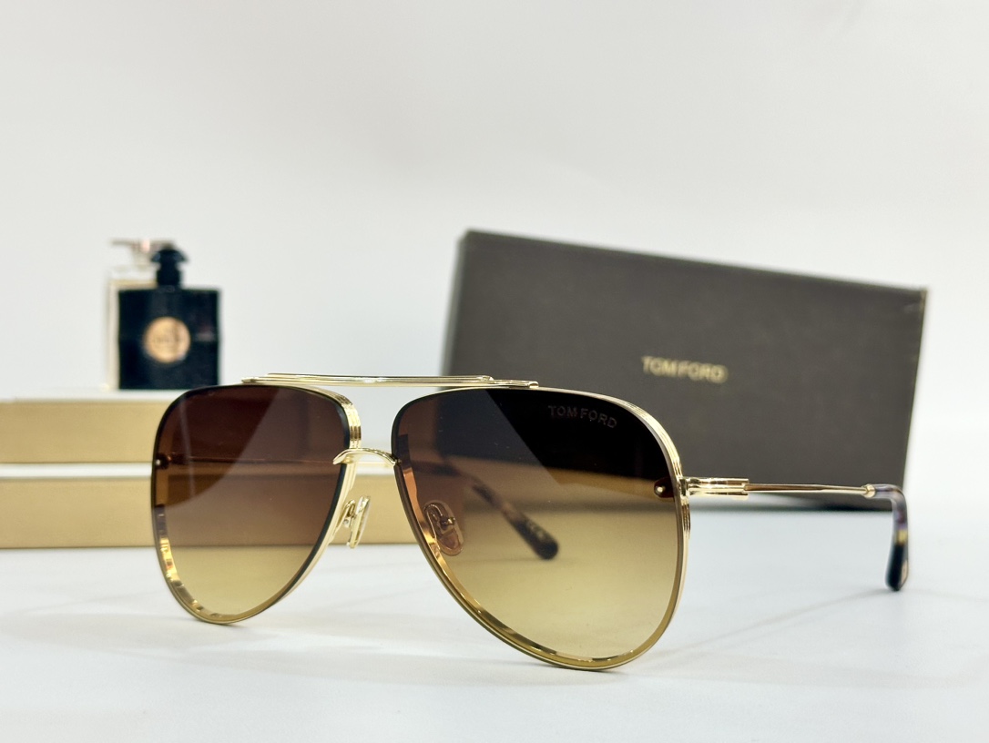  TOM FOR*
MODEL：TF1071
SIZE：62口12-140

