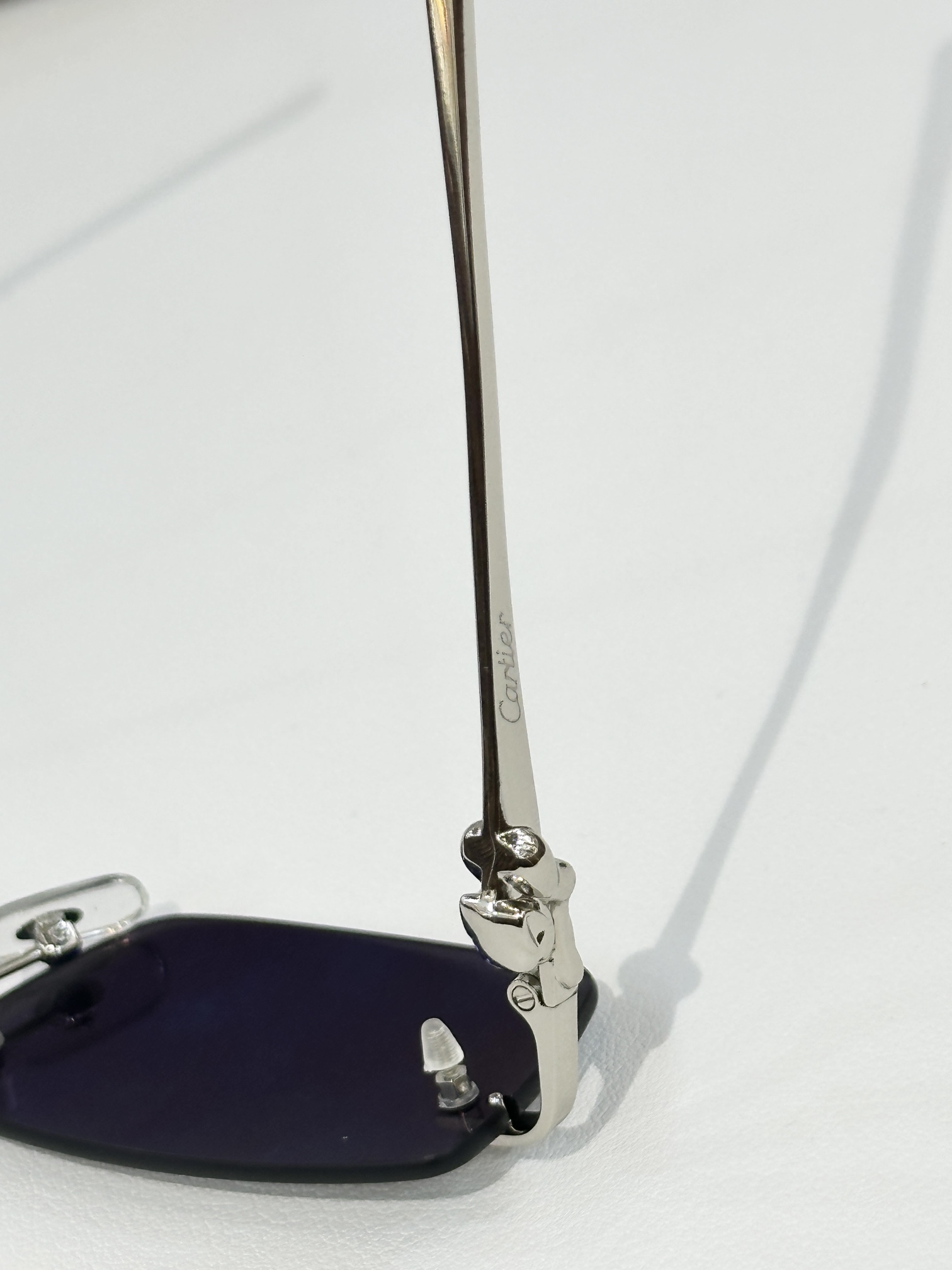Photo chromic Titanium
ToP quality 
Cartie
Mod：CT043