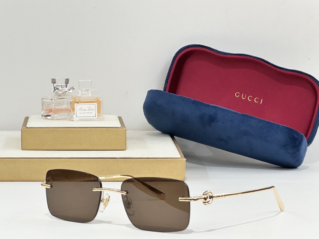  GUCC*
MODEL：GG1703S
SIZE：55口17-140
