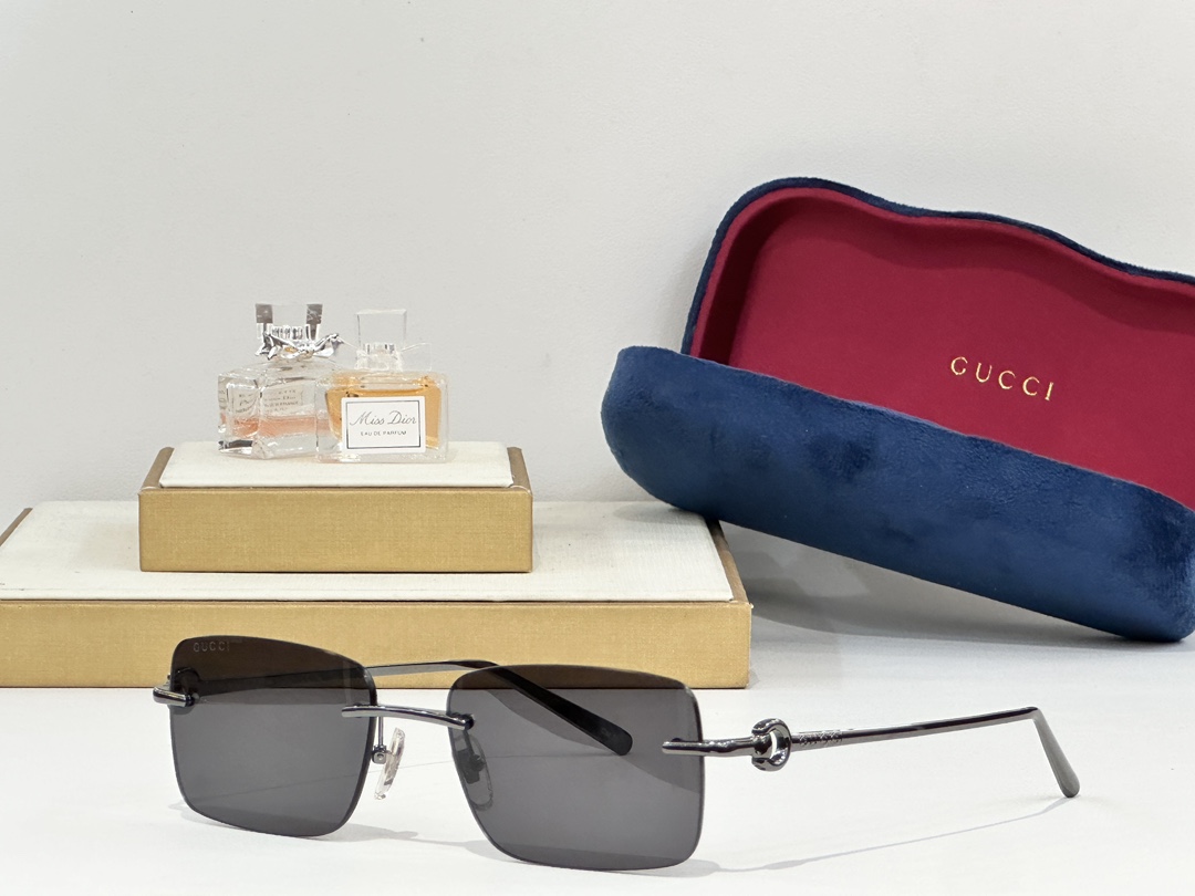  GUCC*
MODEL：GG1703S
SIZE：55口17-140
