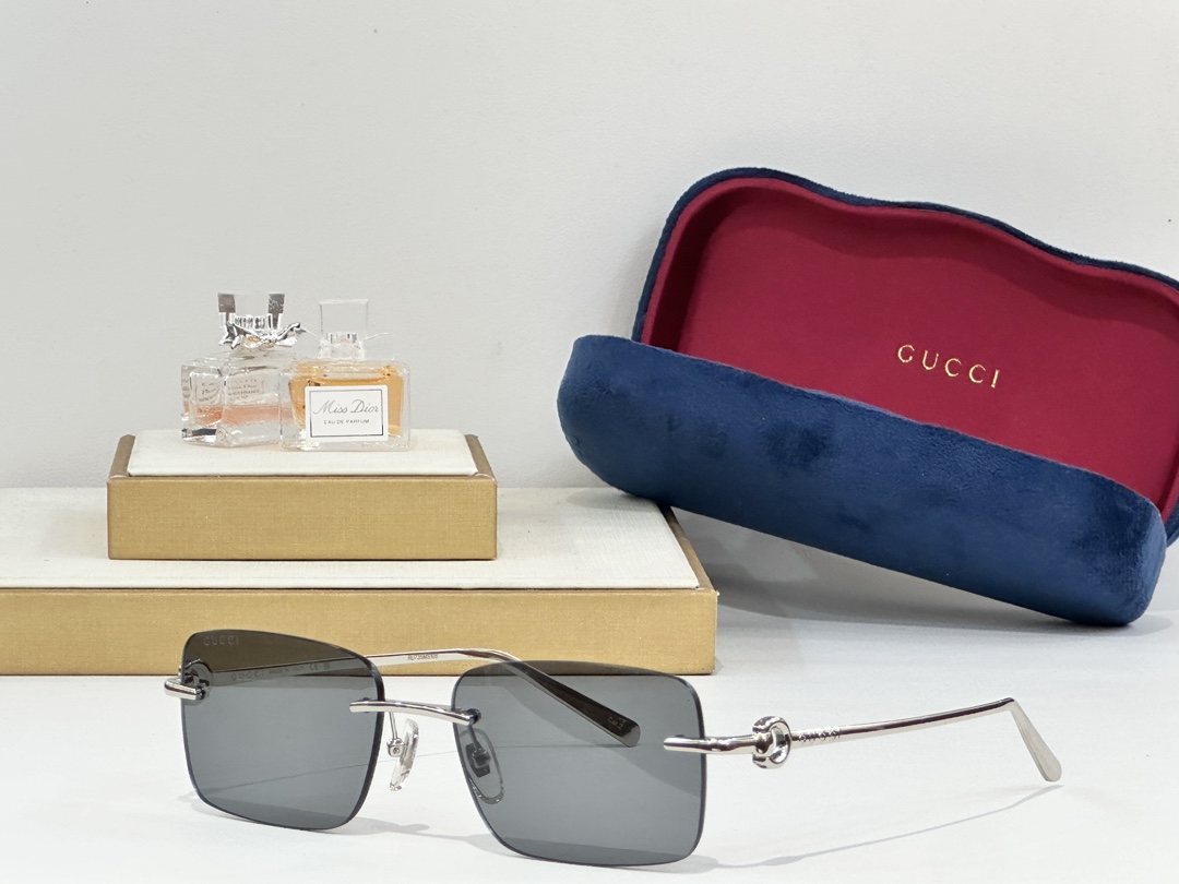 GUCC*
MODEL：GG1703S
SIZE：55口17-140

