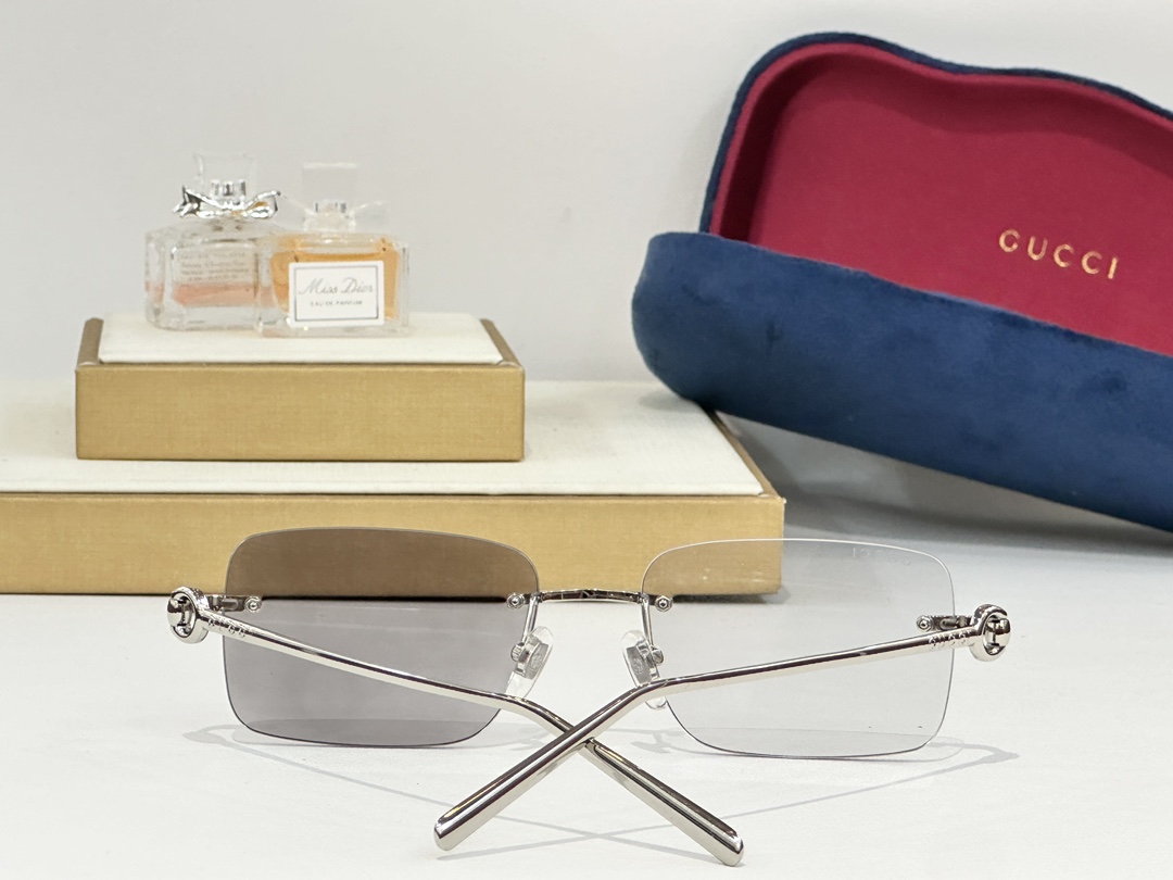  GUCC*
MODEL：GG1703S
SIZE：55口17-140
