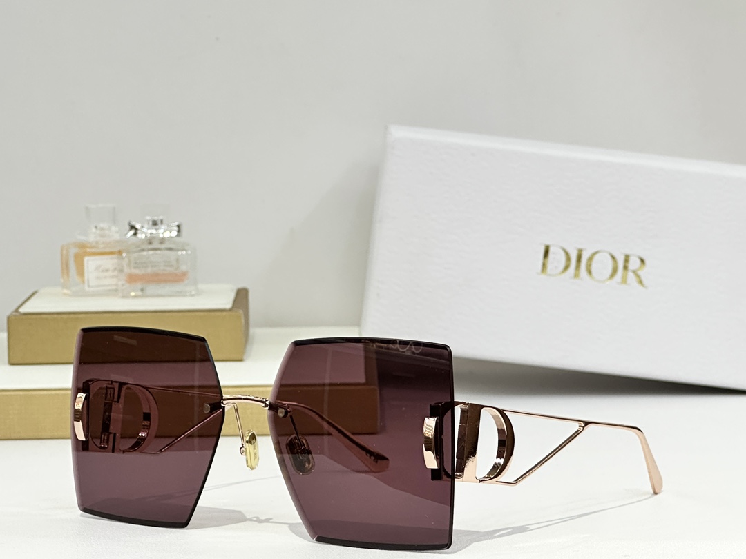  DIOR
MOD：S7U
Size：64口14 135

