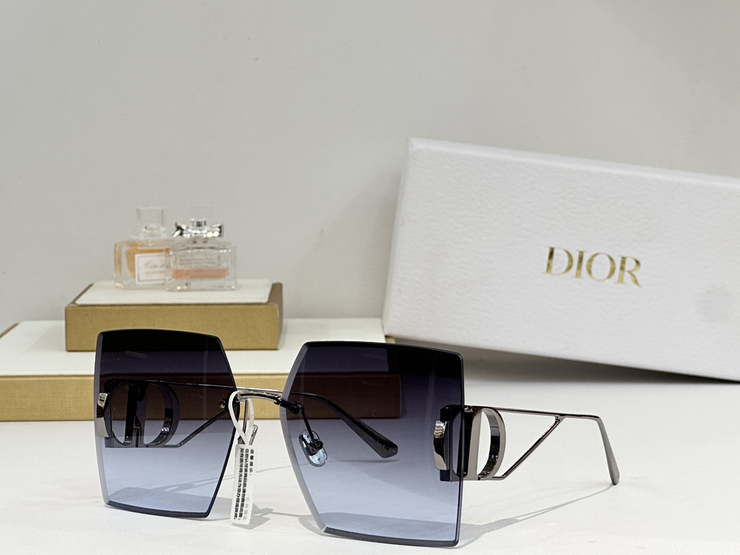  DIOR
MOD：S7U
Size：64口14 135
