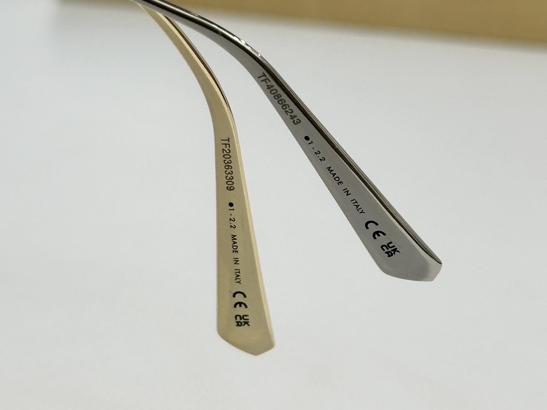  DIOR
MOD：S7U
Size：64口14 135
