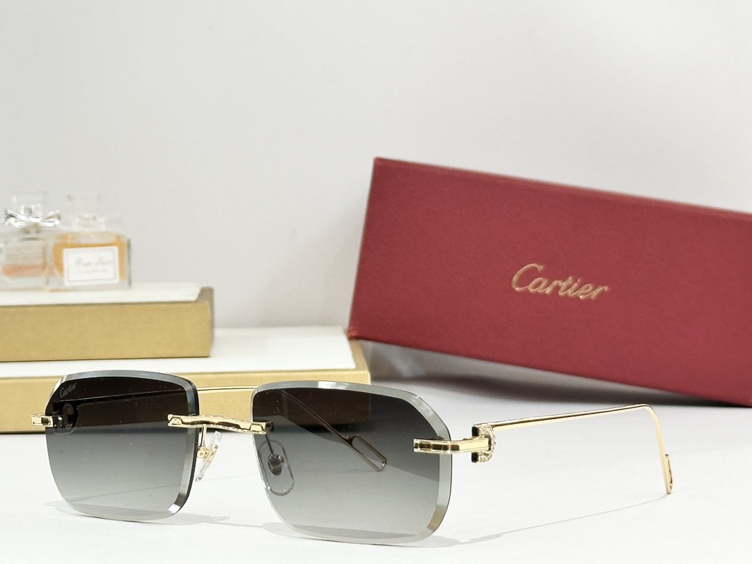 Cartie*
MOD：CT01130
Size：59口18-145
 
变色：