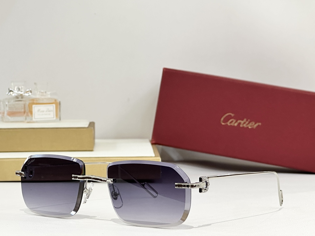 Cartie*
MOD：CT01130
Size：59口18-145
 
变色：